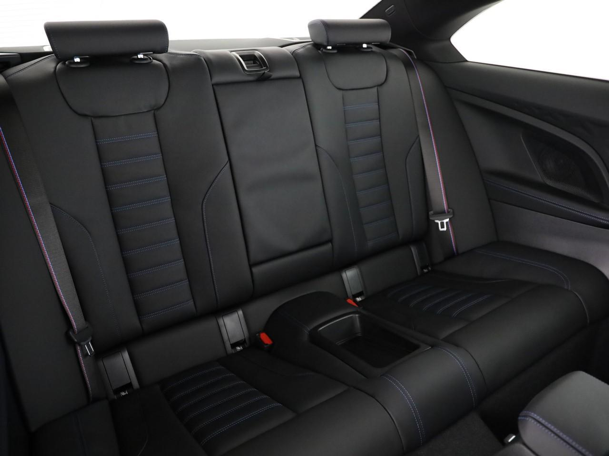 listing desktop thumbnail image 14