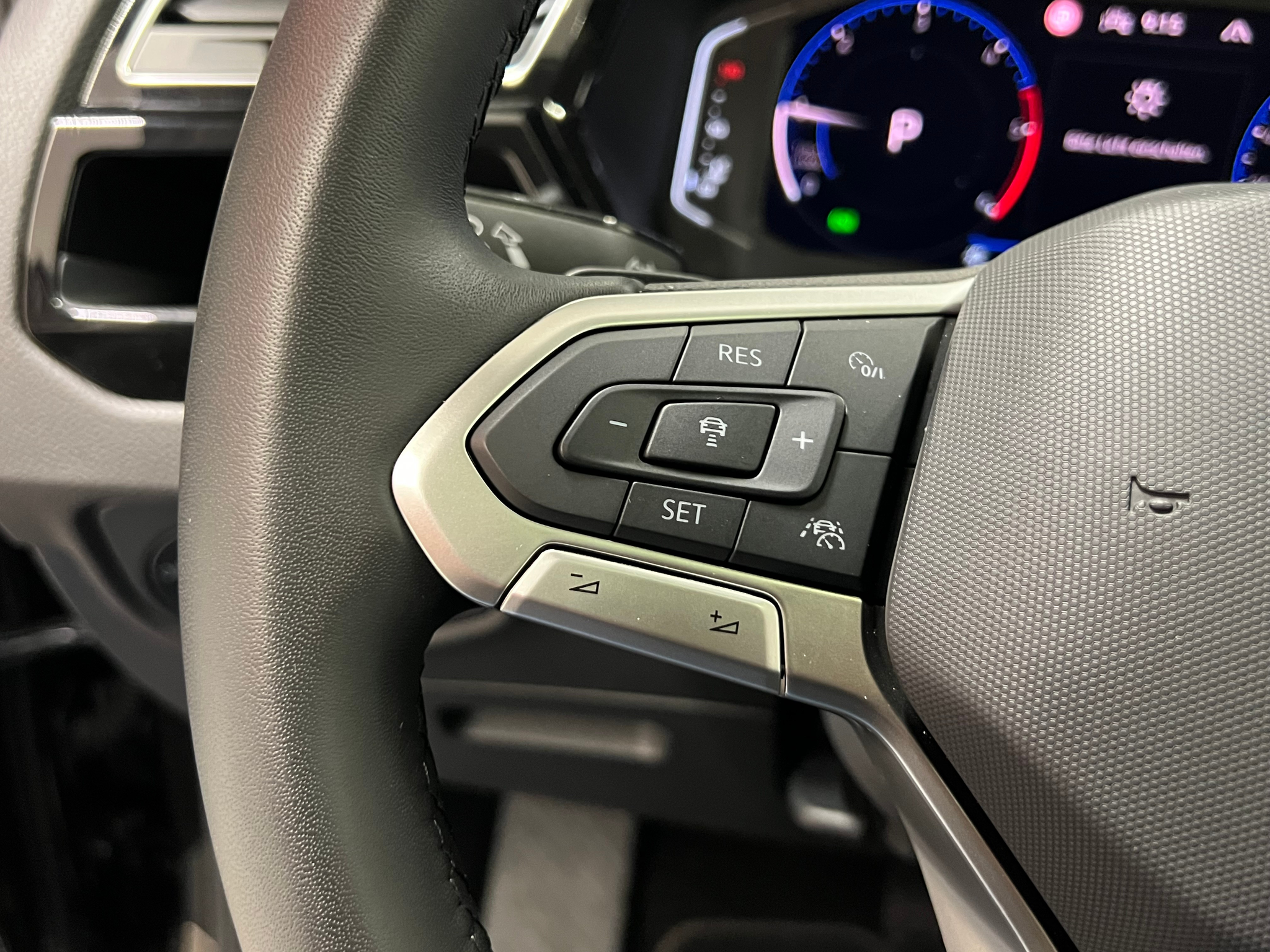 listing desktop thumbnail image 29