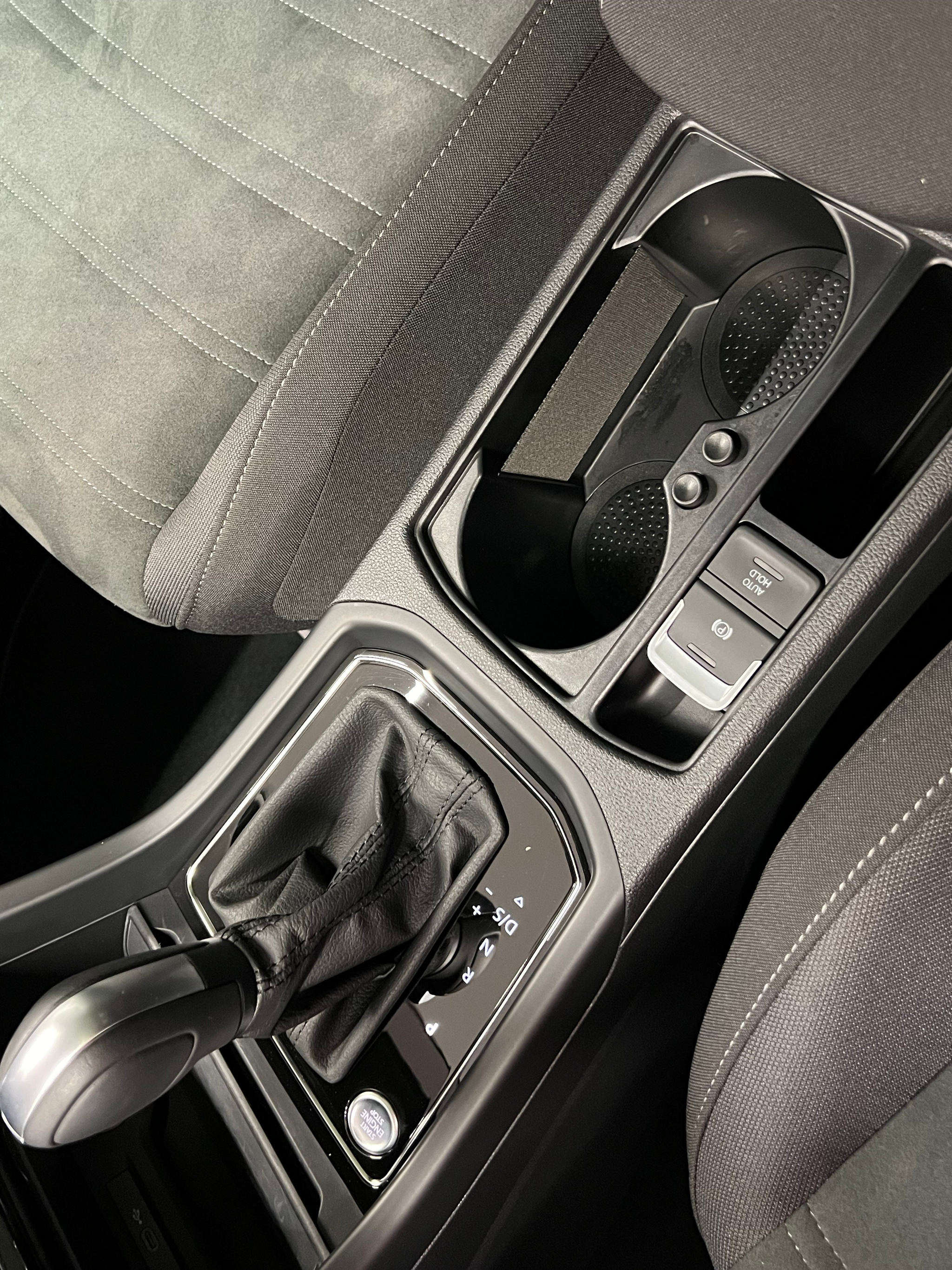 listing desktop thumbnail image 23