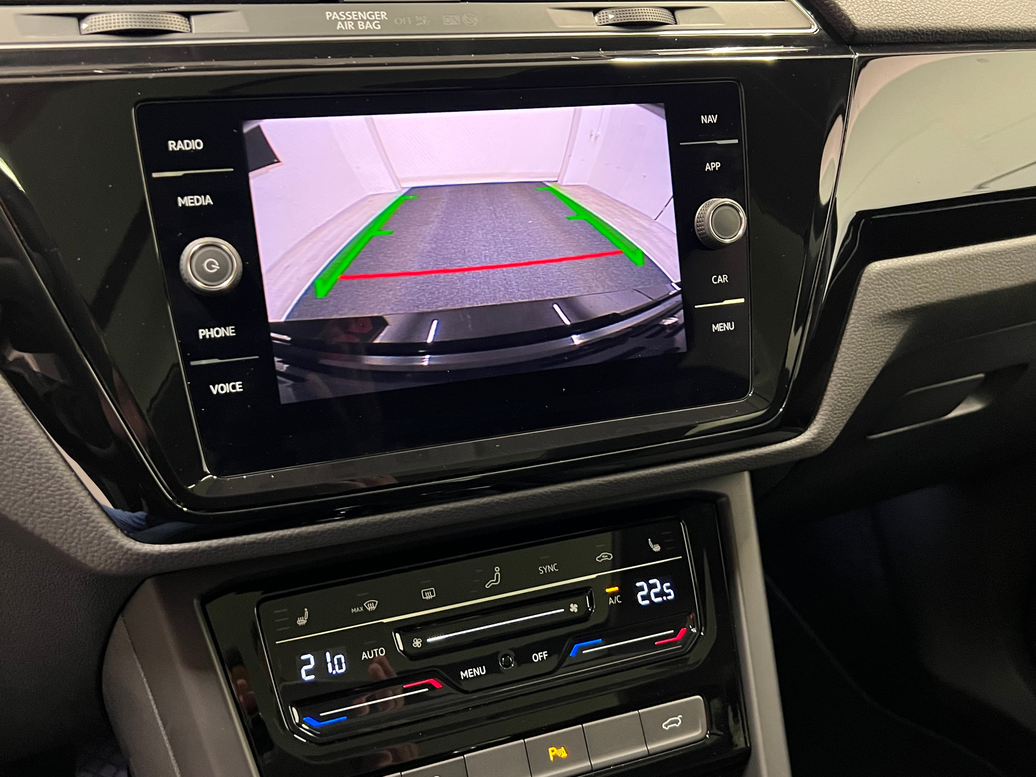 listing desktop thumbnail image 26