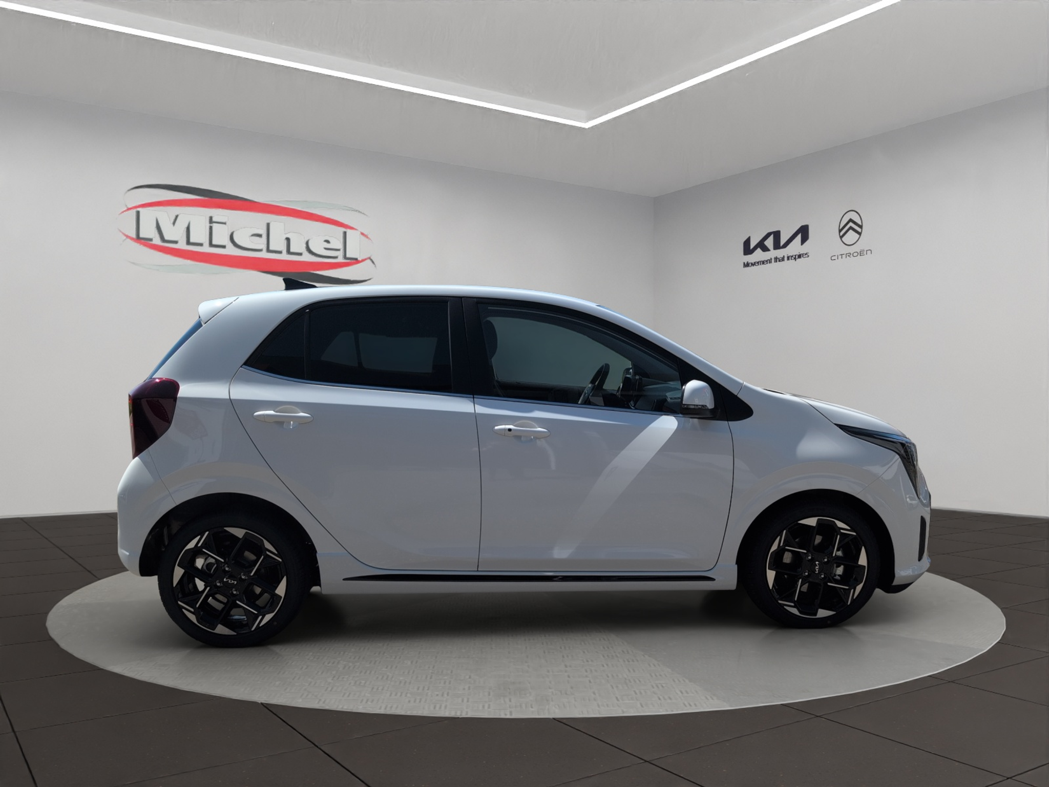 listing desktop thumbnail image 3