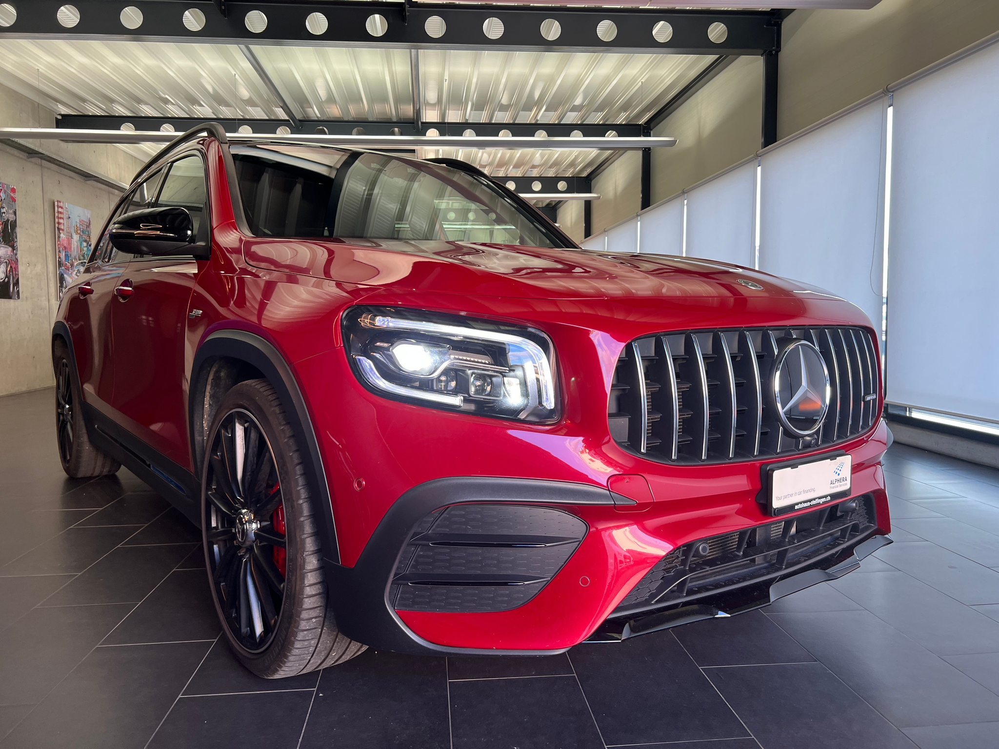 listing desktop thumbnail image 2