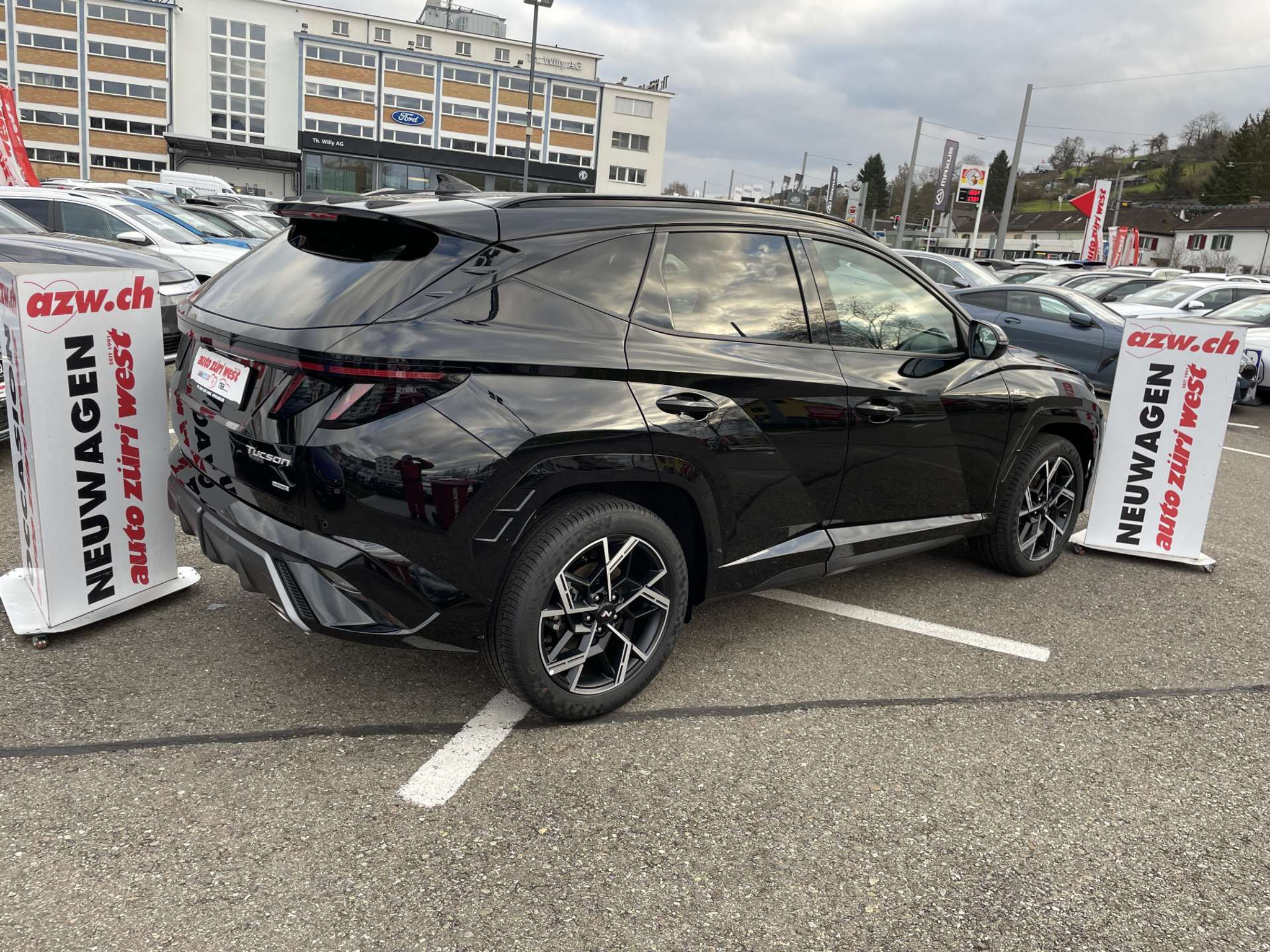 listing desktop thumbnail image 1