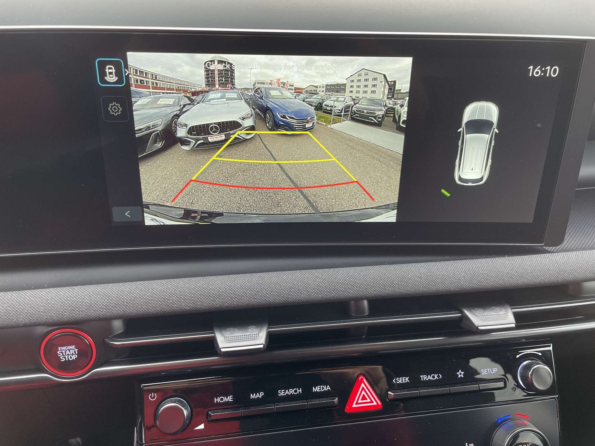 listing desktop thumbnail image 8