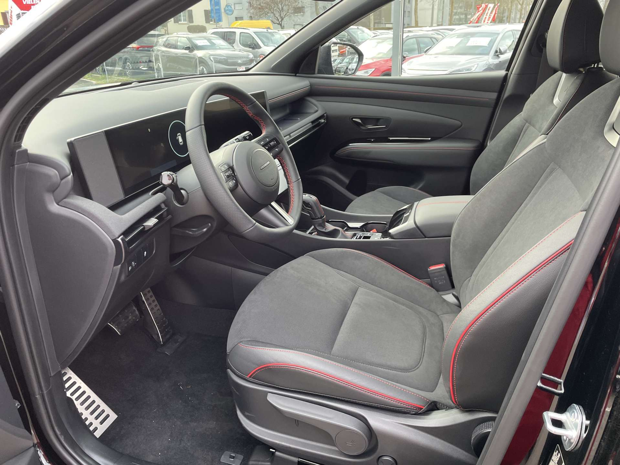 listing desktop thumbnail image 4