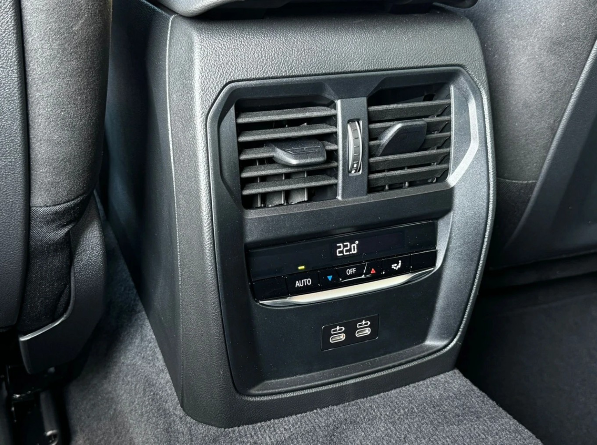 listing desktop thumbnail image 15