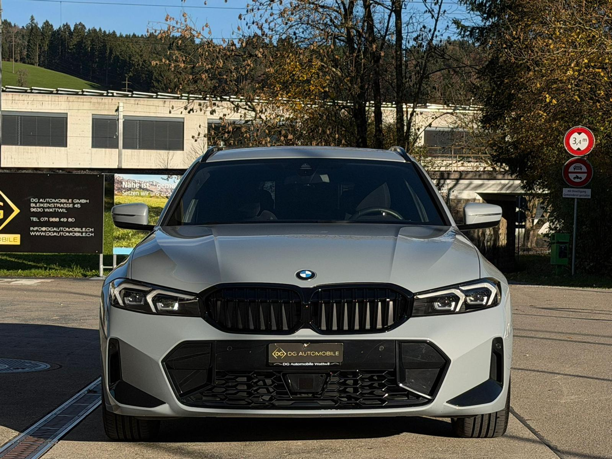 listing desktop thumbnail image 1