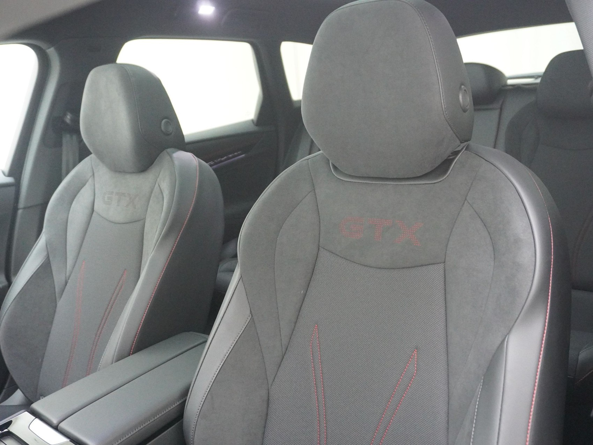 listing desktop thumbnail image 14