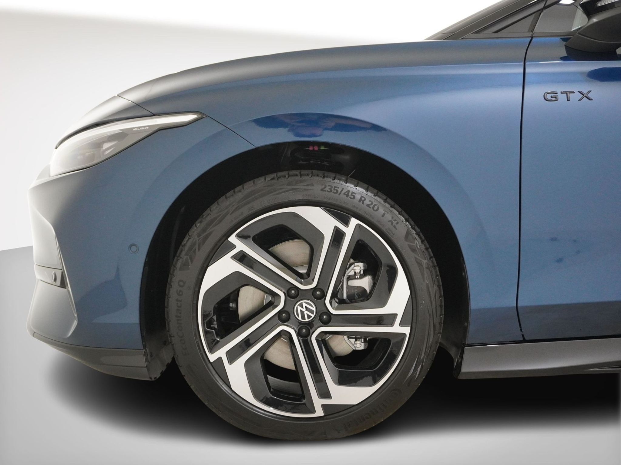 listing desktop thumbnail image 10