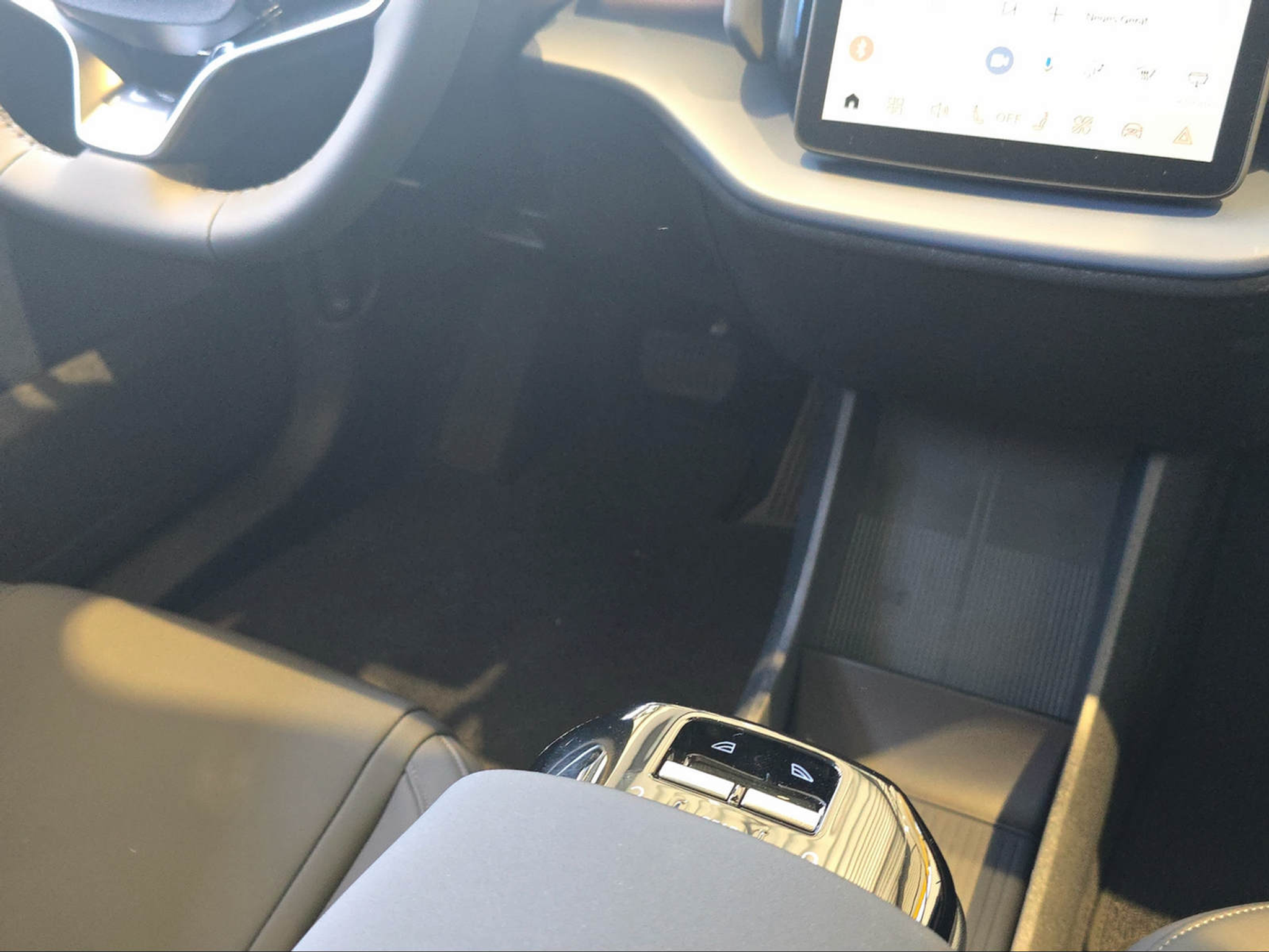 listing desktop thumbnail image 9