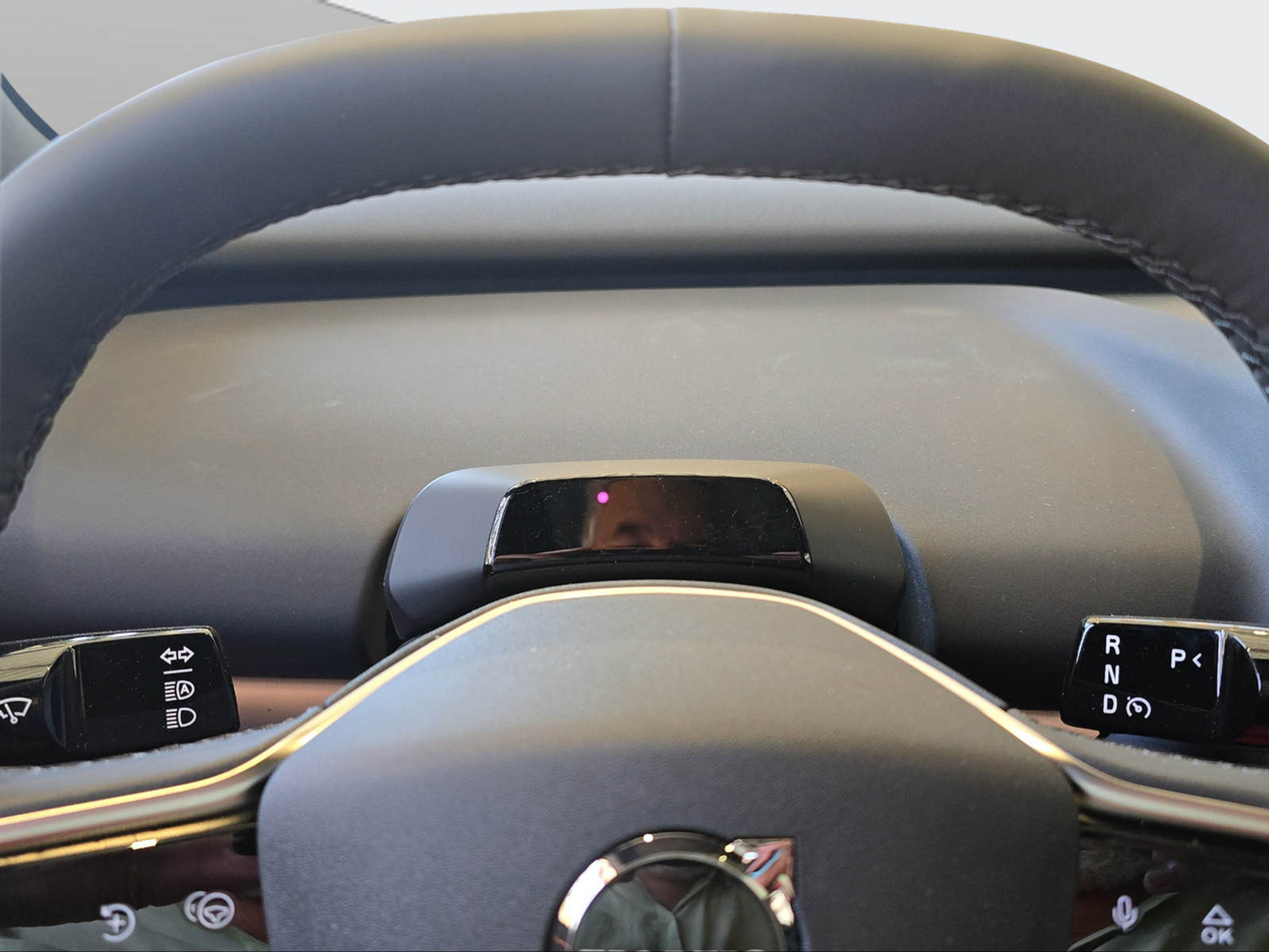 listing desktop thumbnail image 11