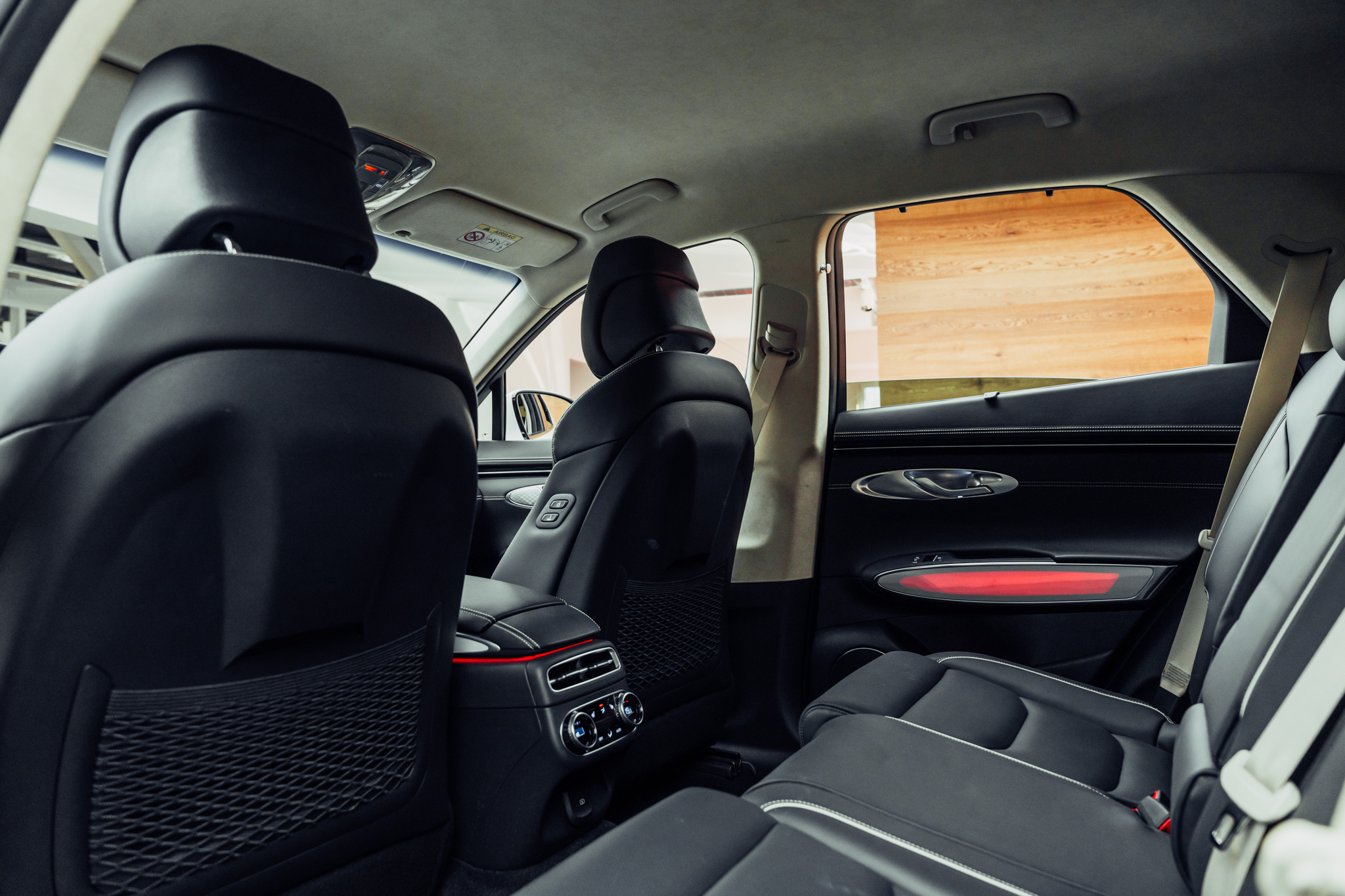 listing desktop thumbnail image 7