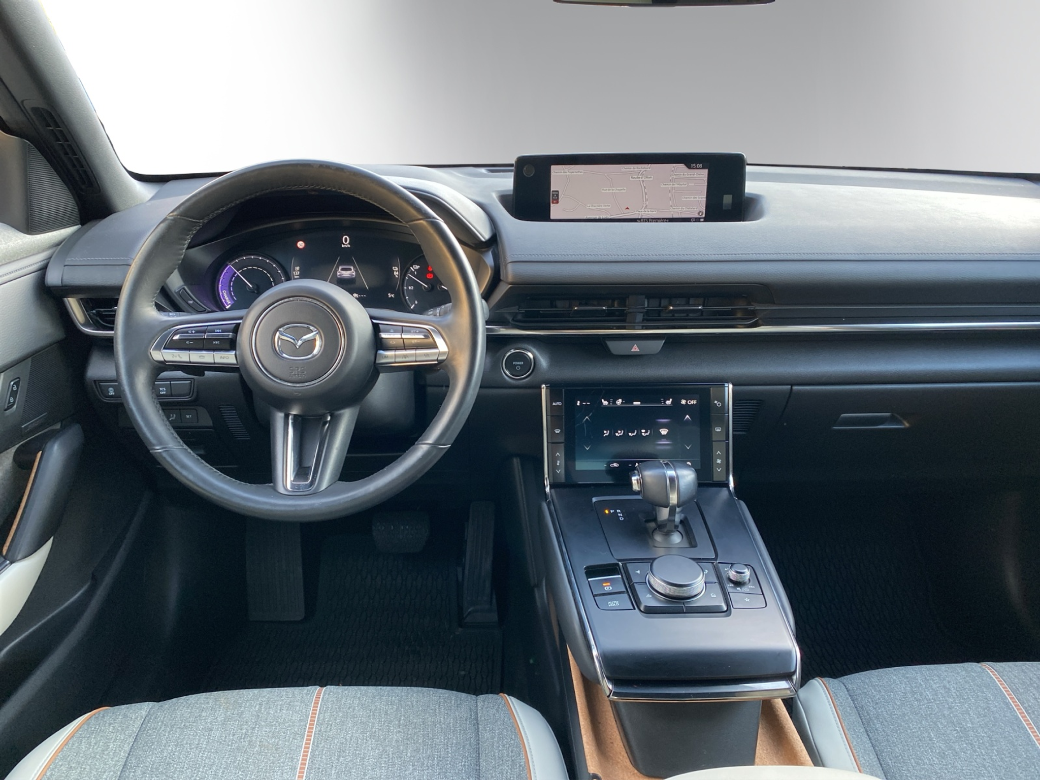 listing desktop thumbnail image 7