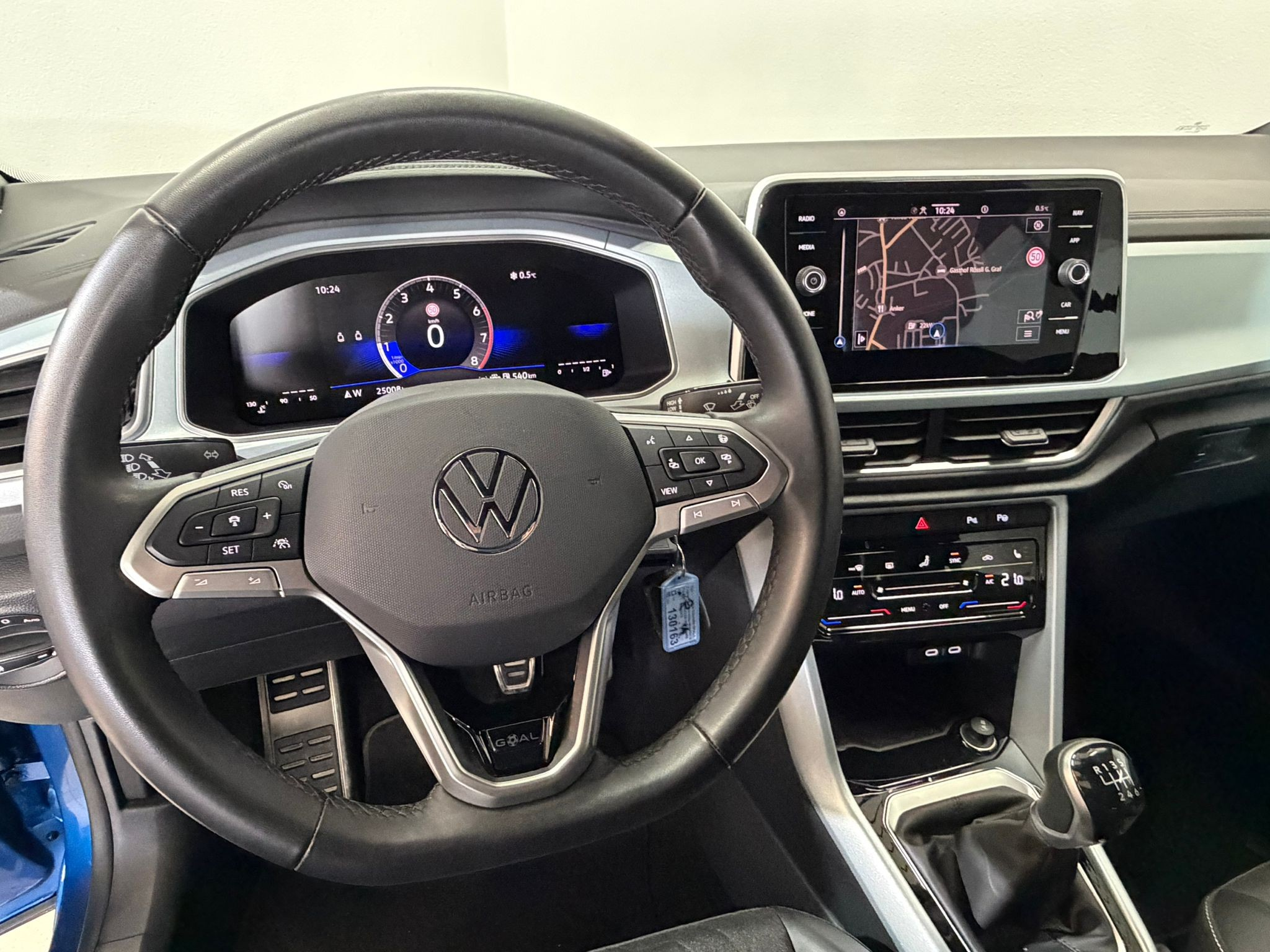 listing desktop thumbnail image 12