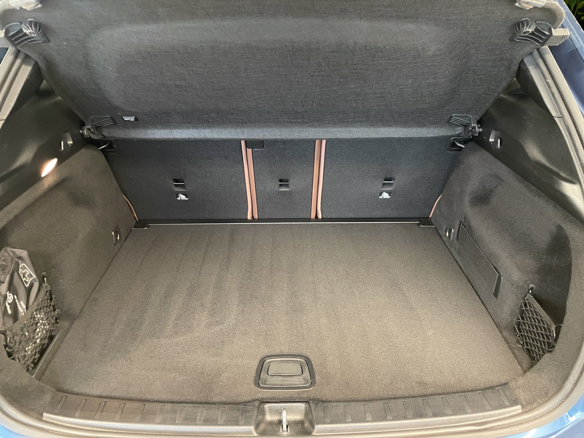 listing desktop thumbnail image 12