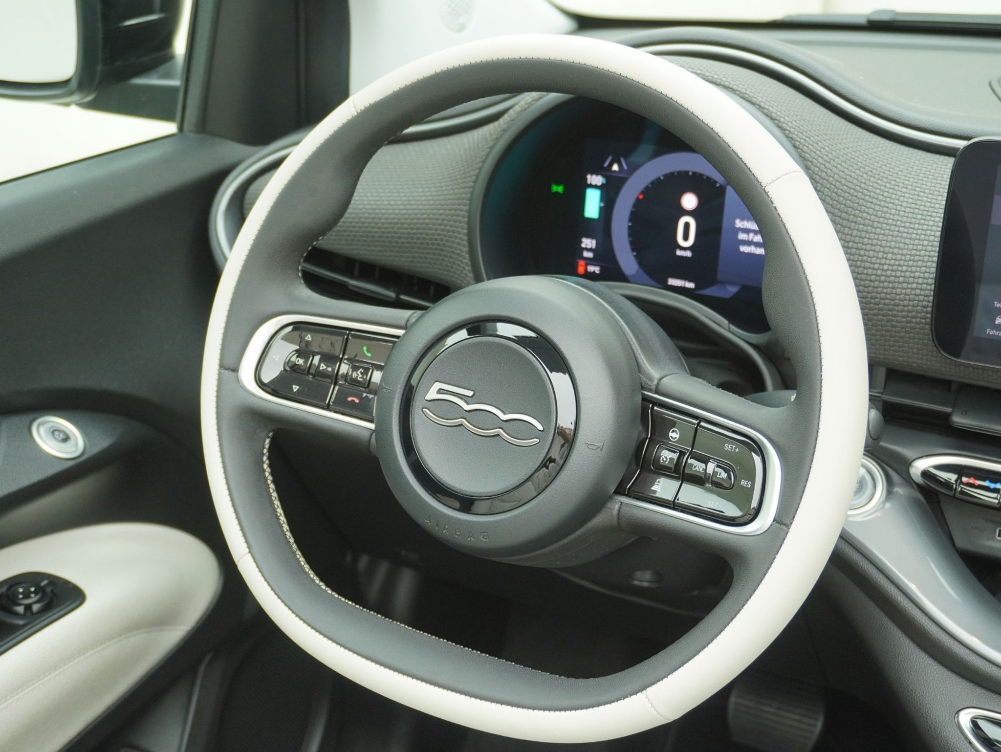 listing desktop thumbnail image 11