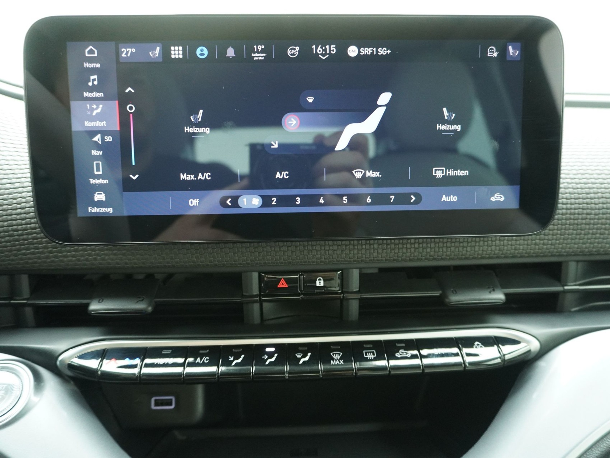 listing desktop thumbnail image 17