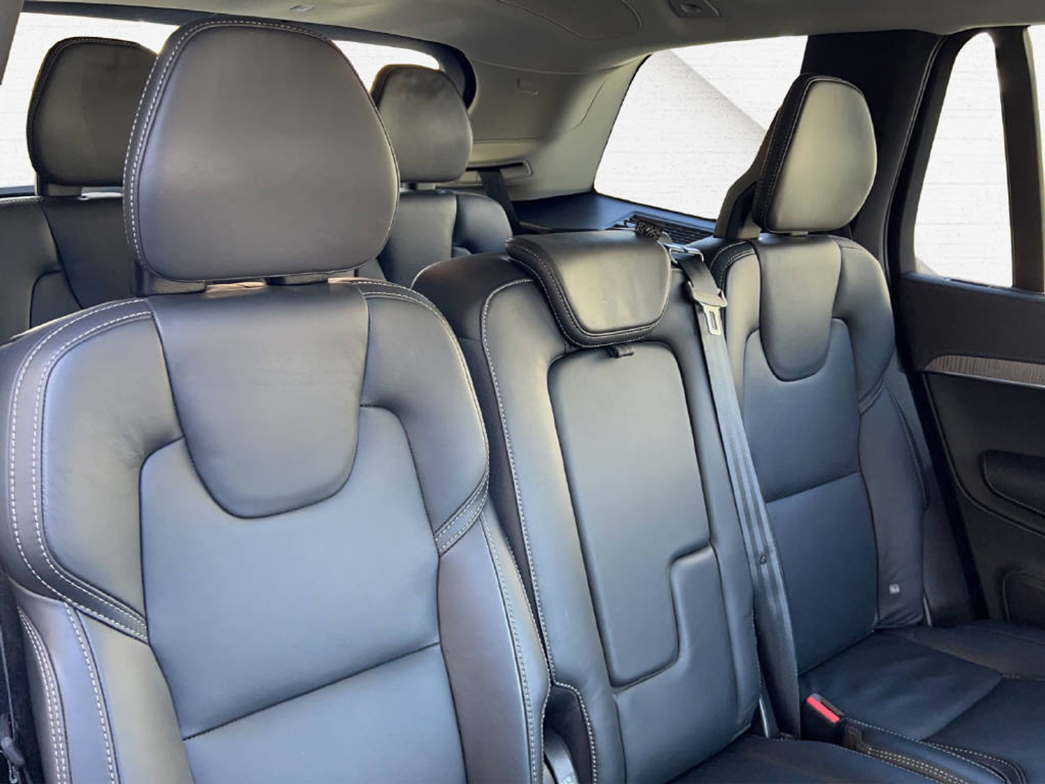 listing desktop thumbnail image 12