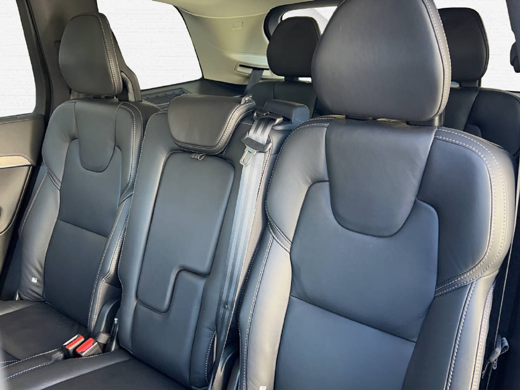 listing desktop thumbnail image 13