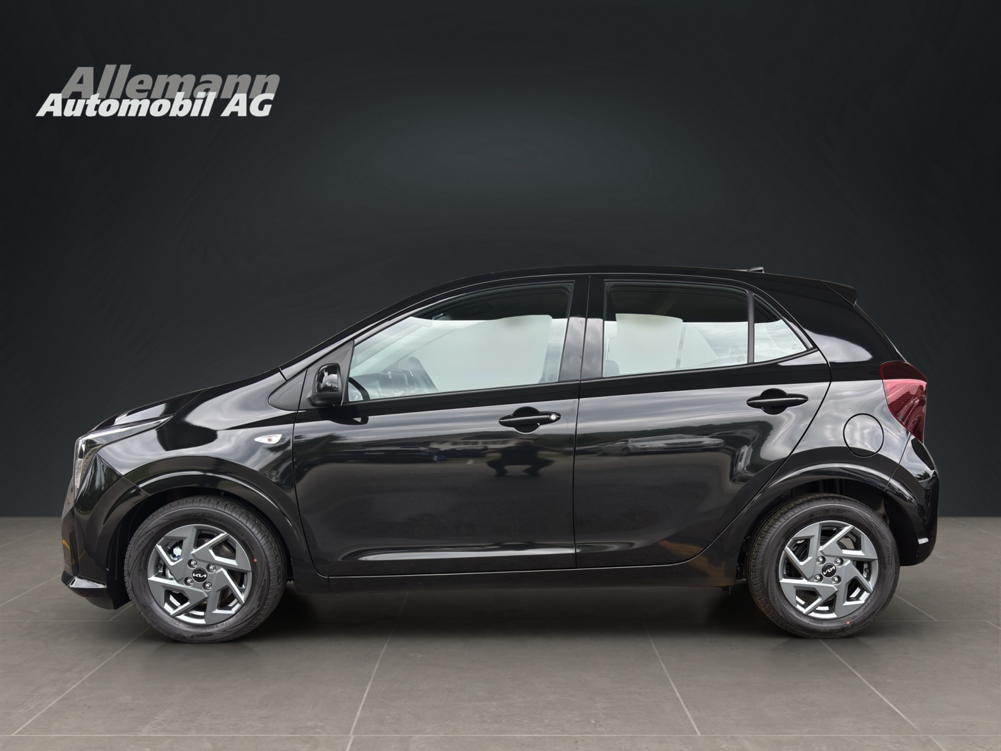 listing desktop thumbnail image 2