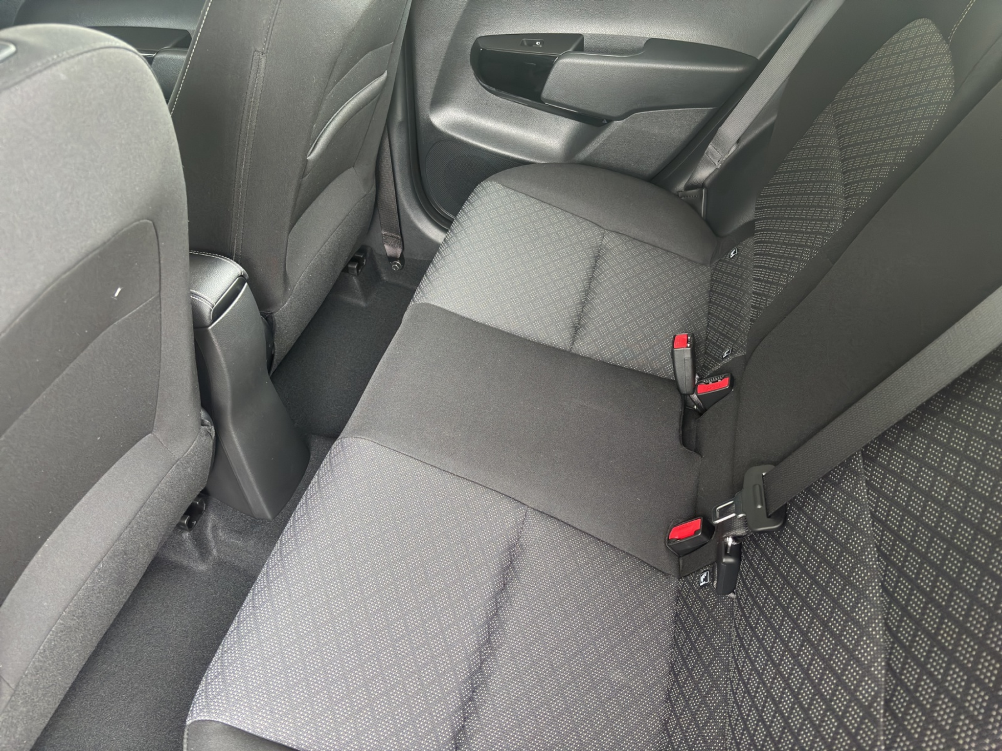 listing desktop thumbnail image 11