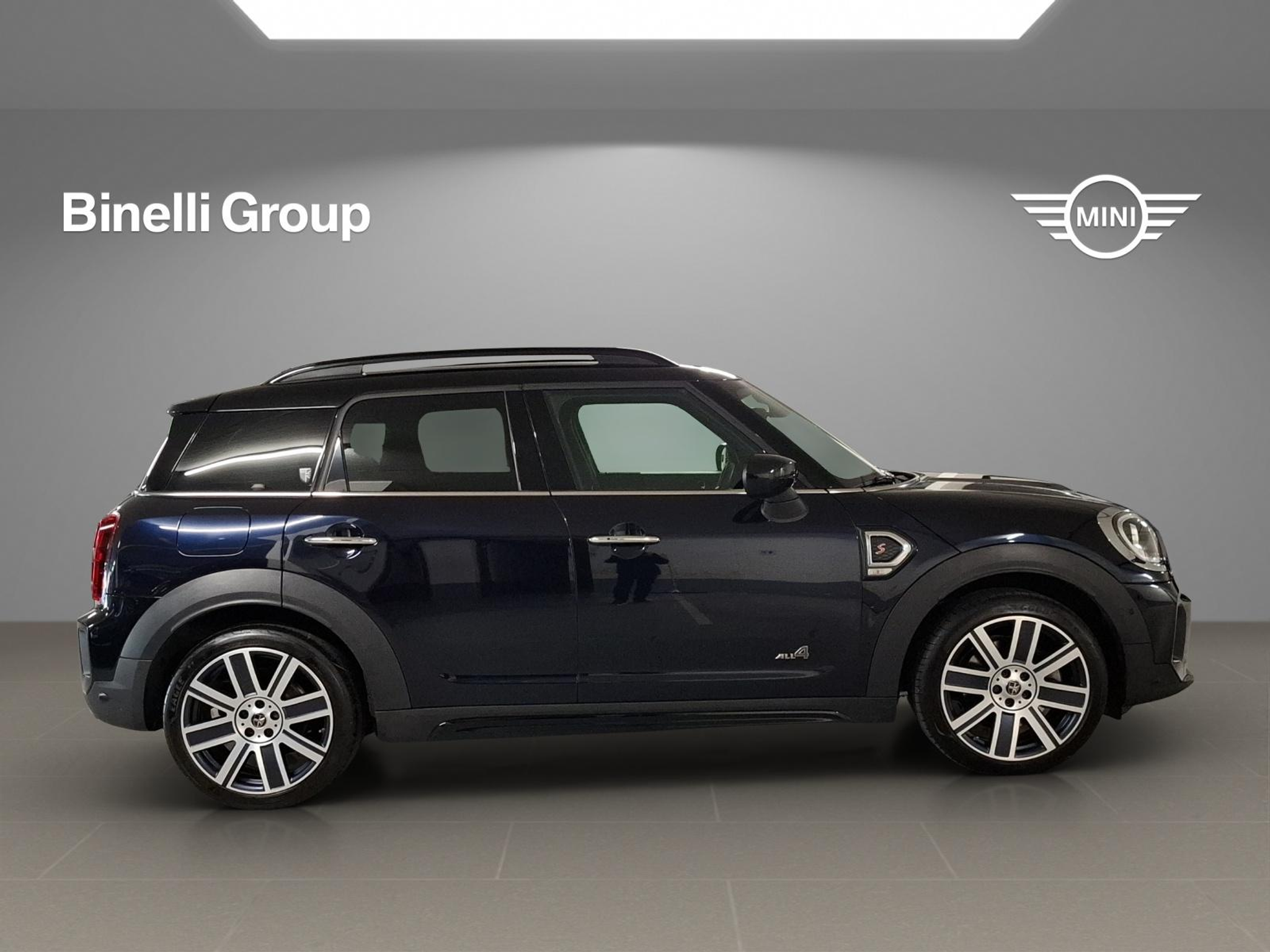 listing desktop thumbnail image 16