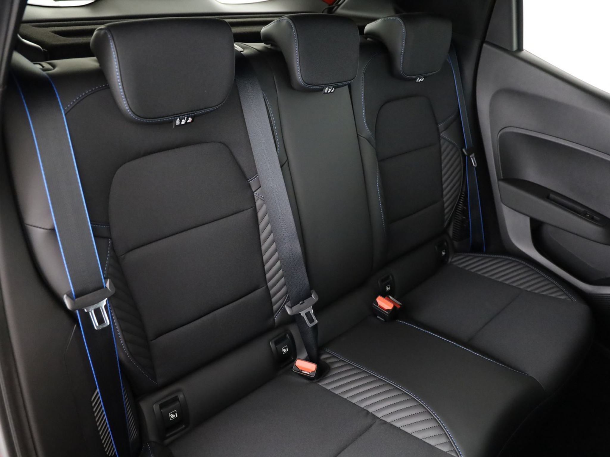 listing desktop thumbnail image 7