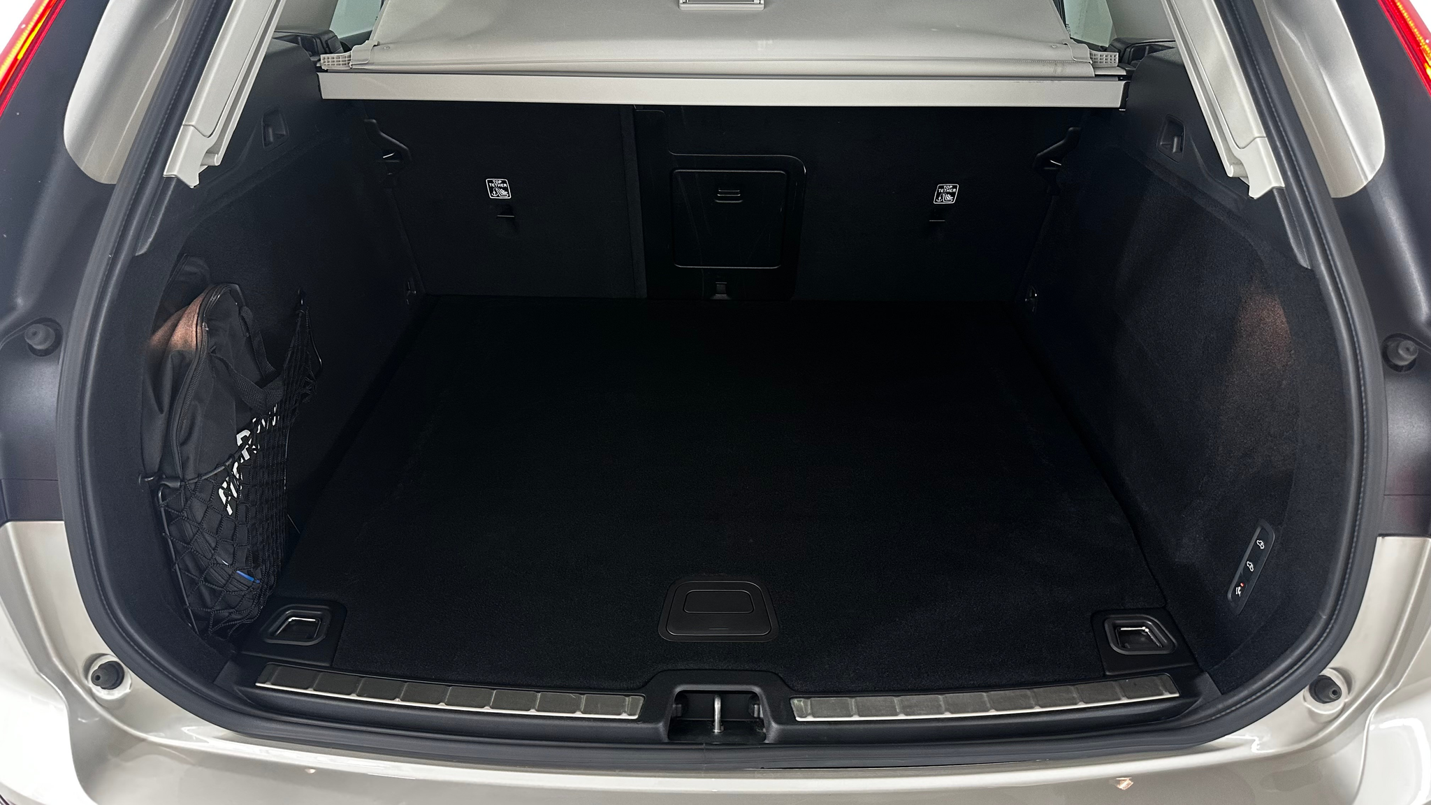 listing desktop thumbnail image 6