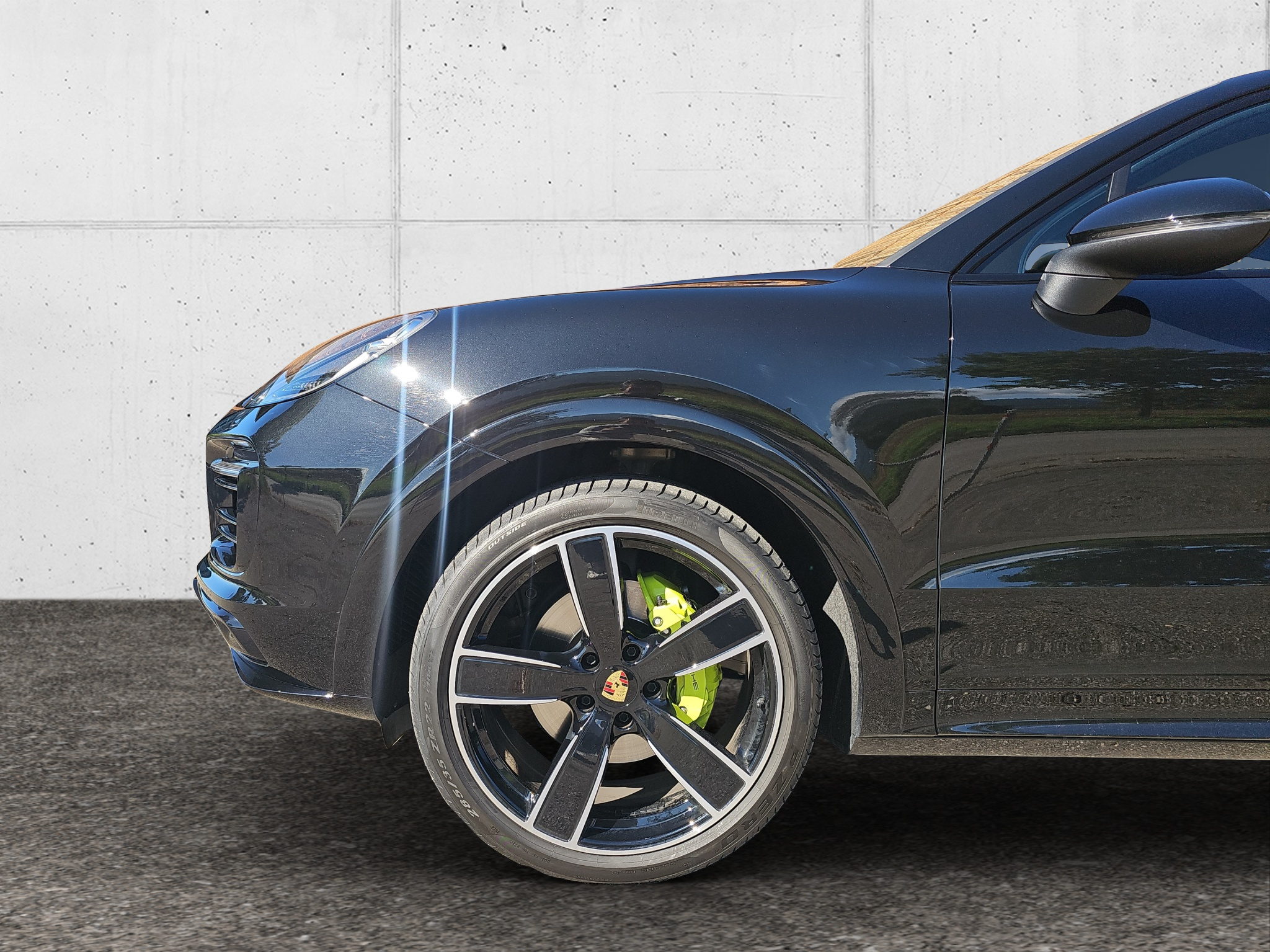 listing desktop thumbnail image 4