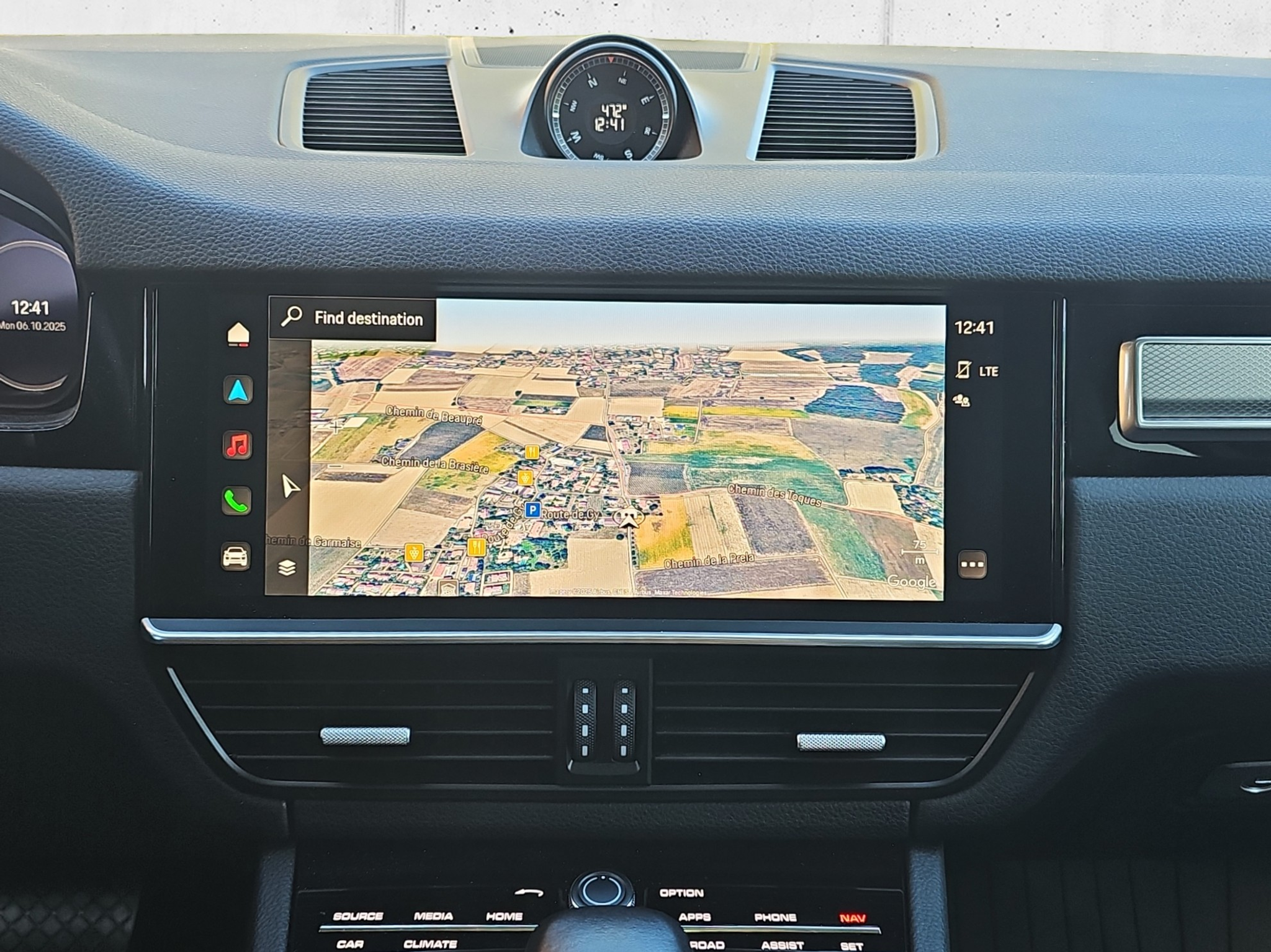 listing desktop thumbnail image 18