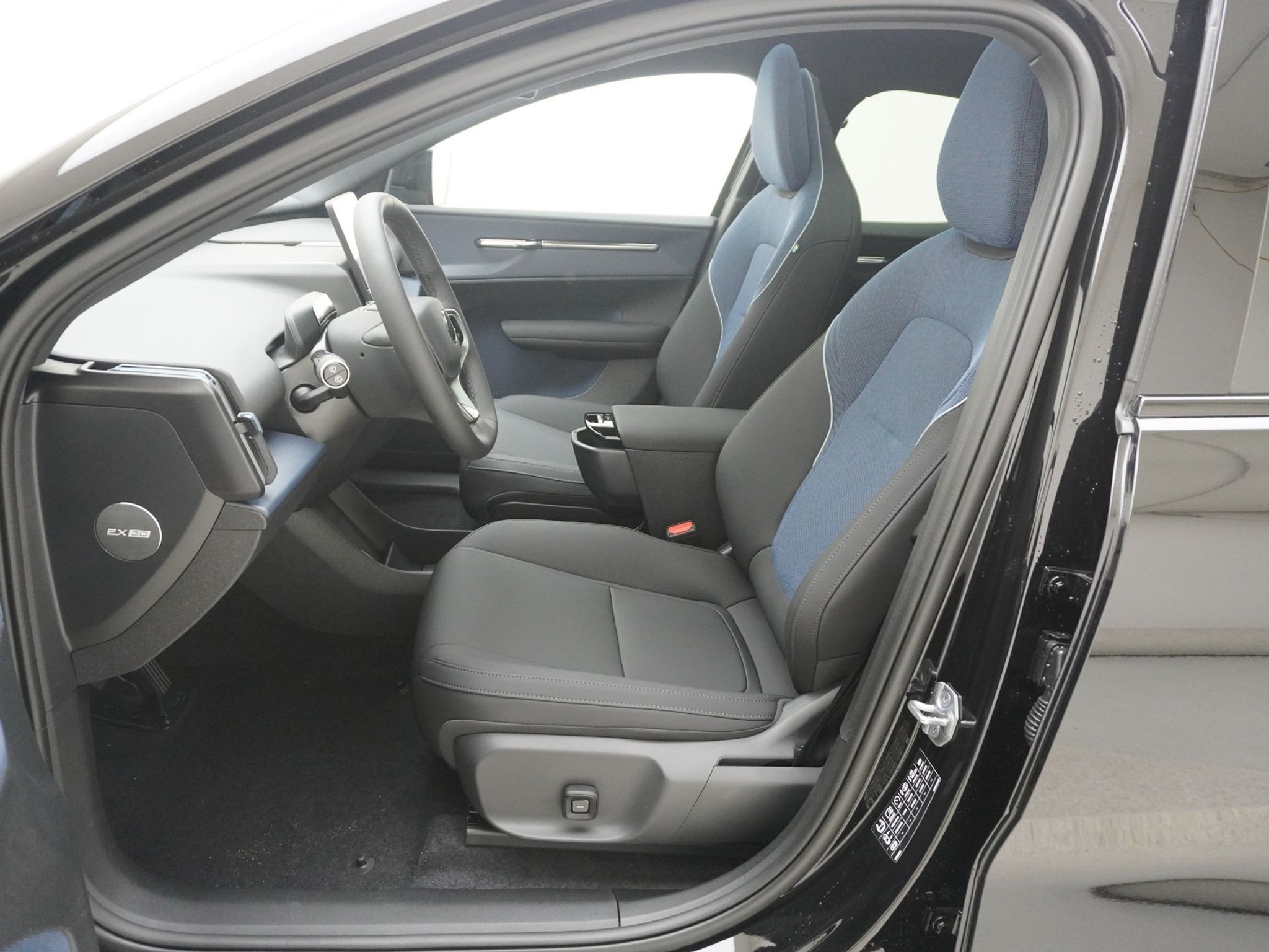 listing desktop thumbnail image 11