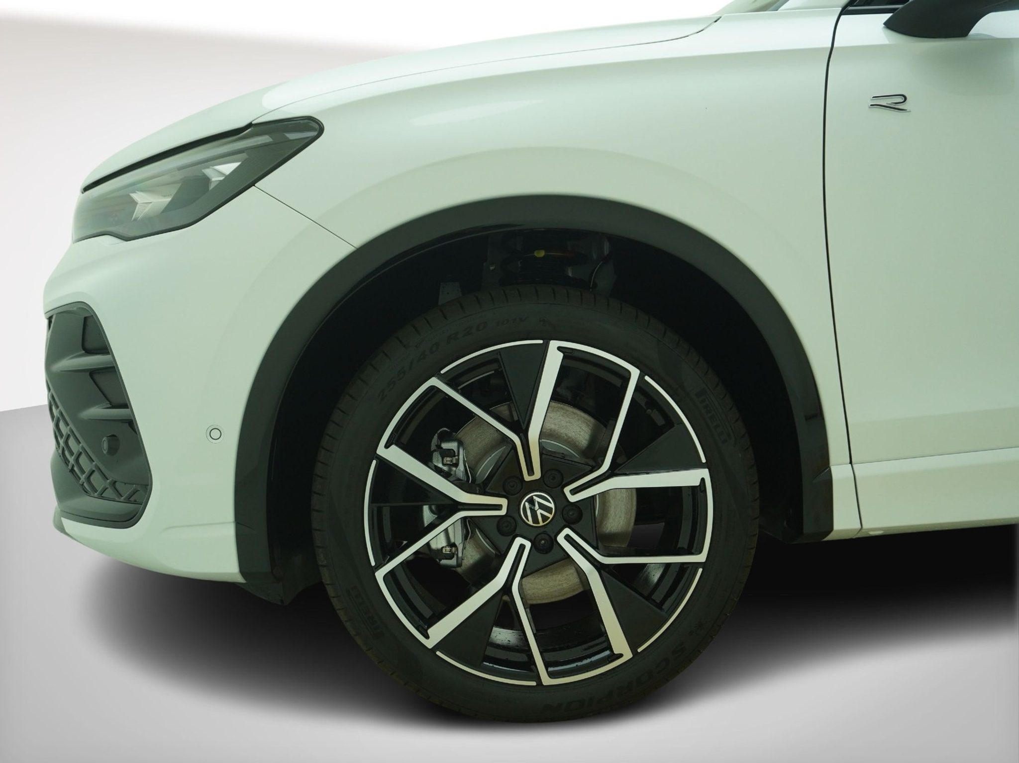 listing desktop thumbnail image 9