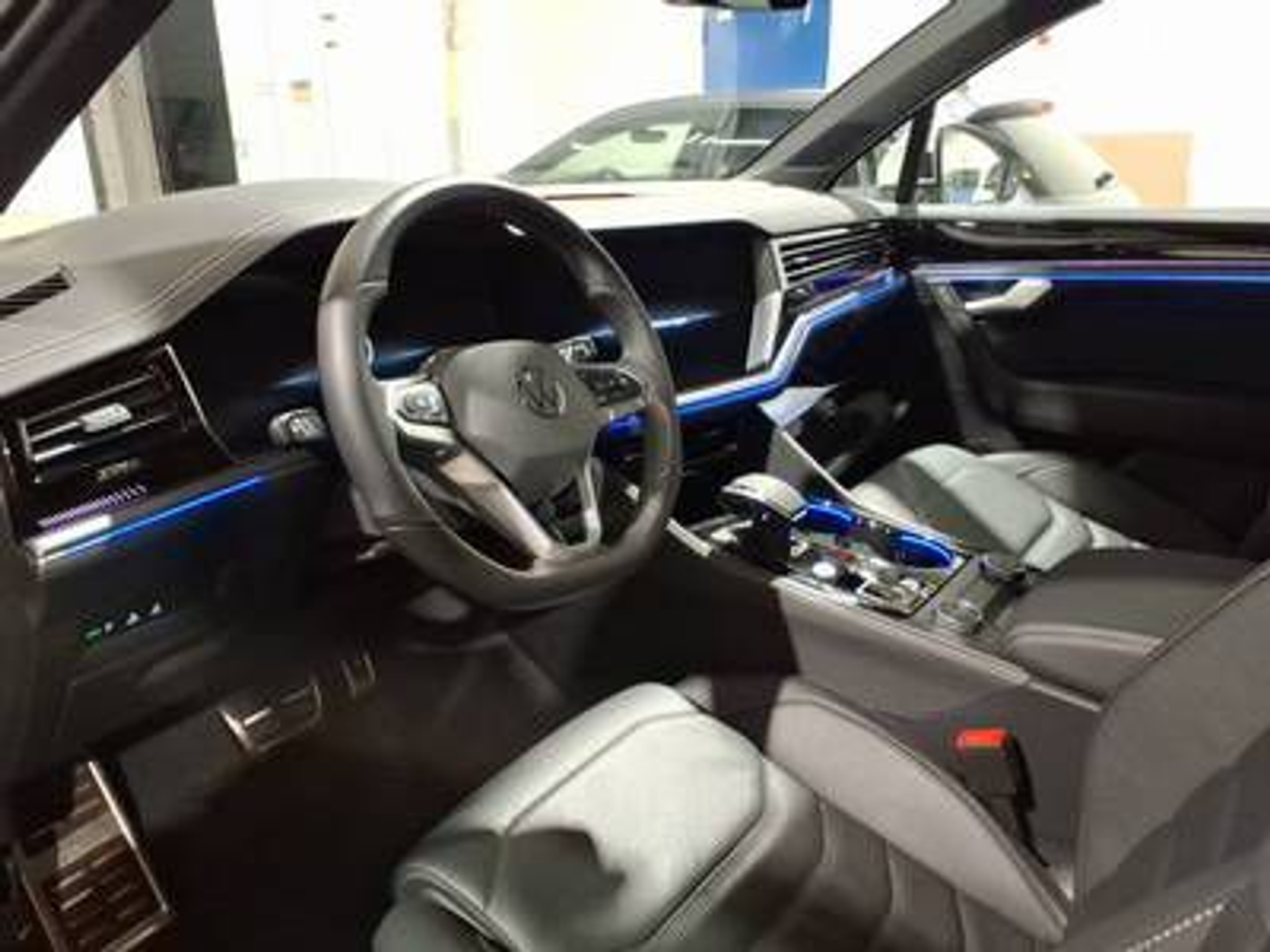 listing desktop thumbnail image 7