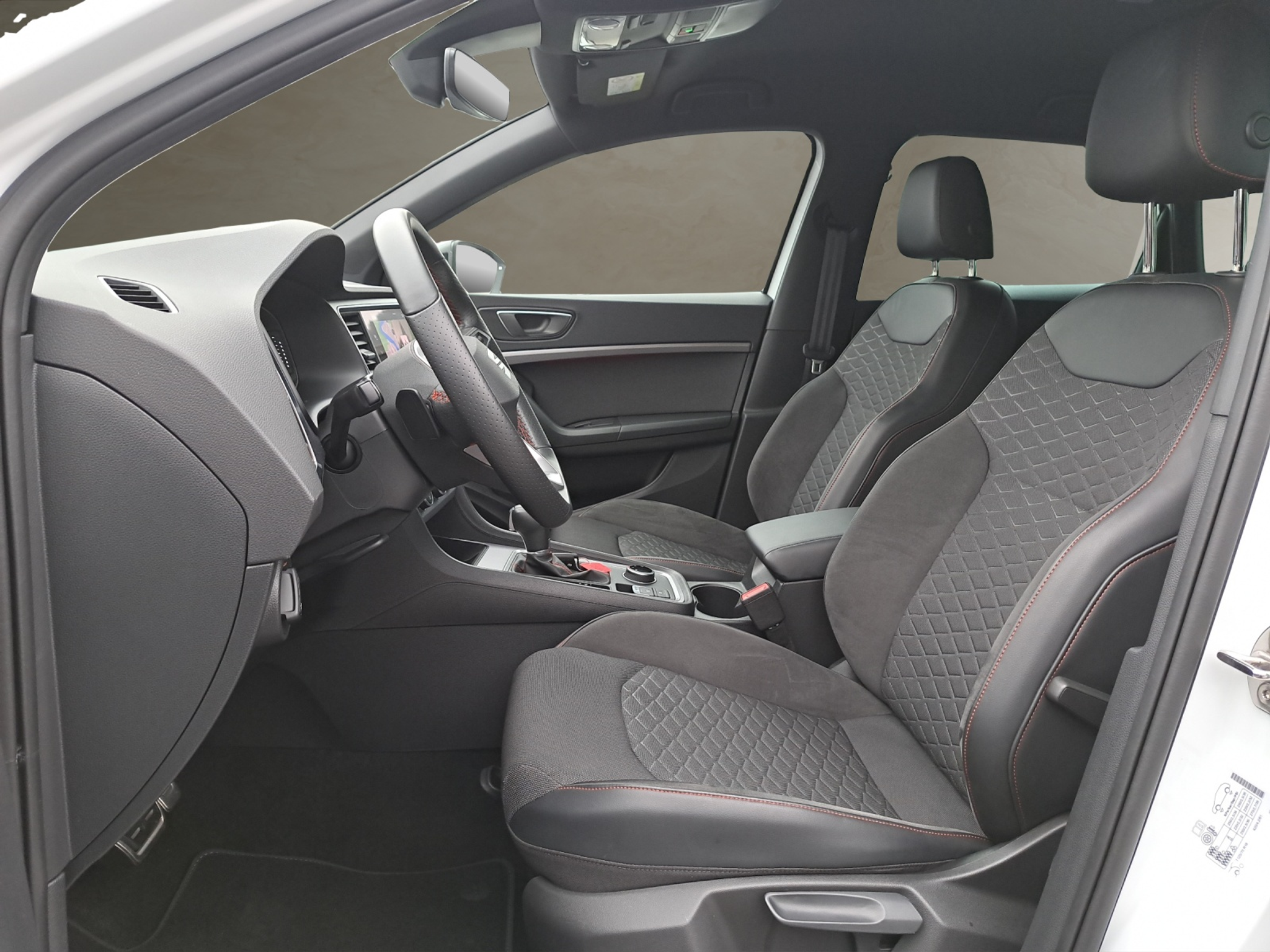 listing desktop thumbnail image 9