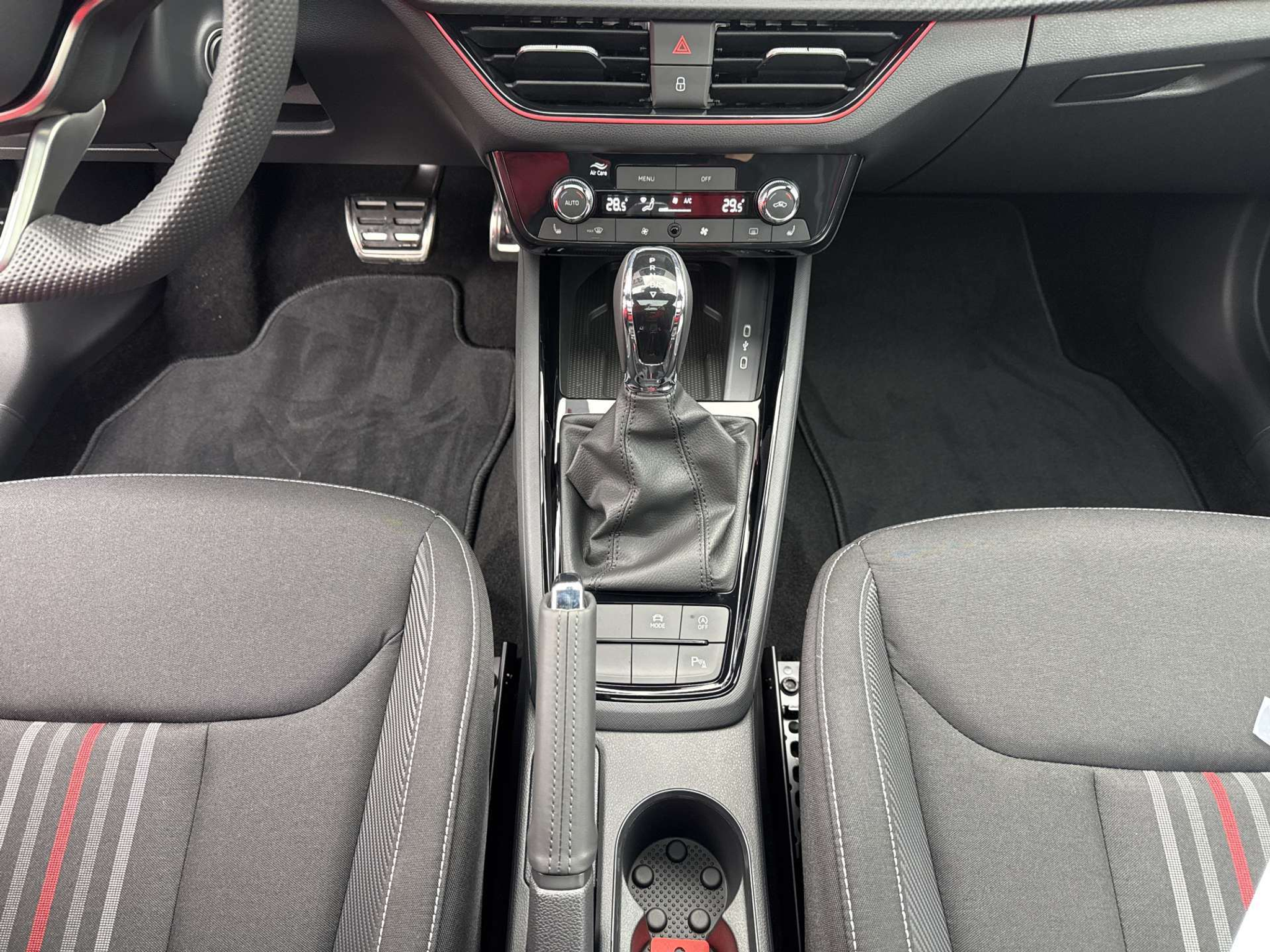 listing desktop thumbnail image 10