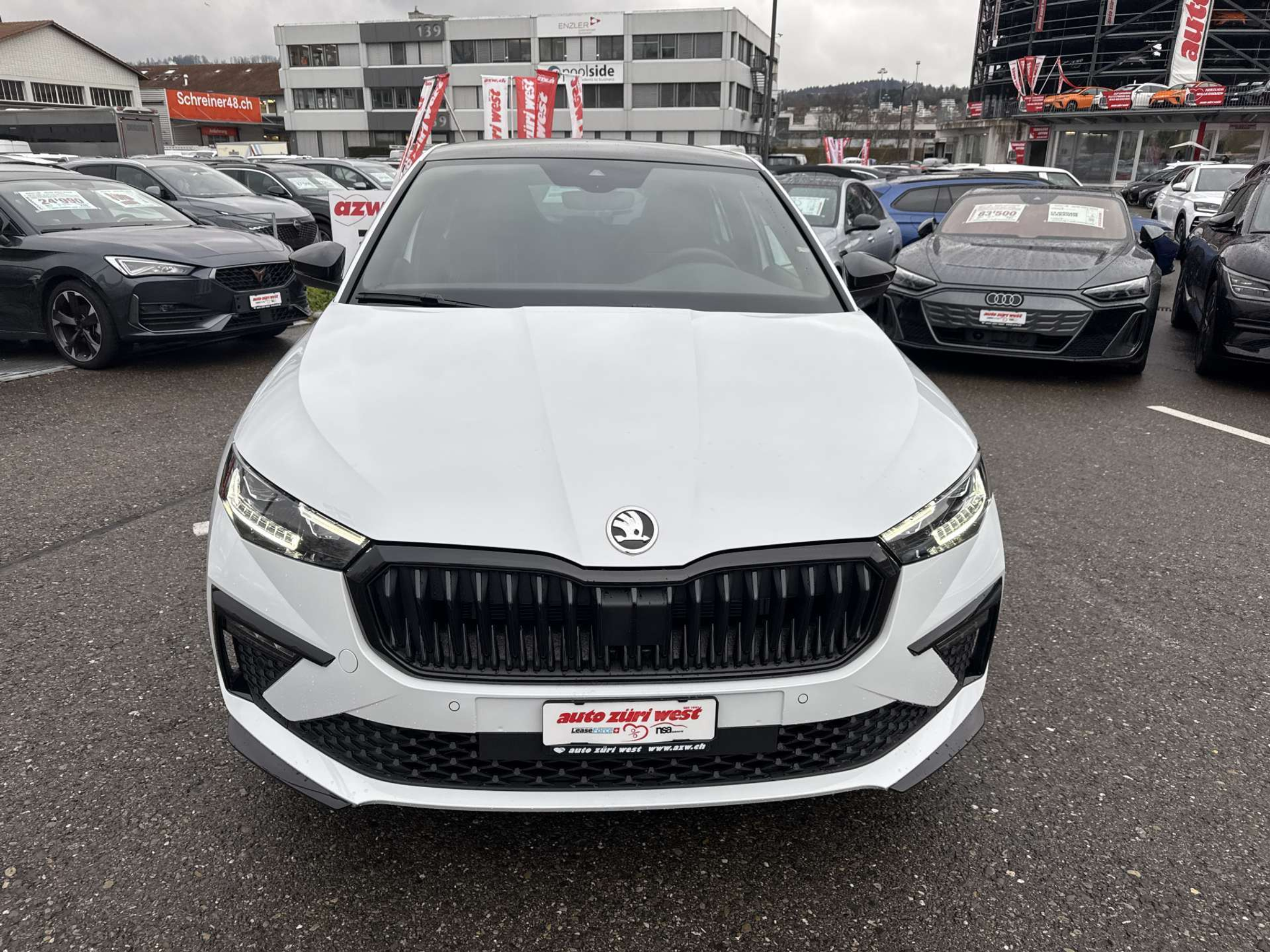 listing desktop thumbnail image 12