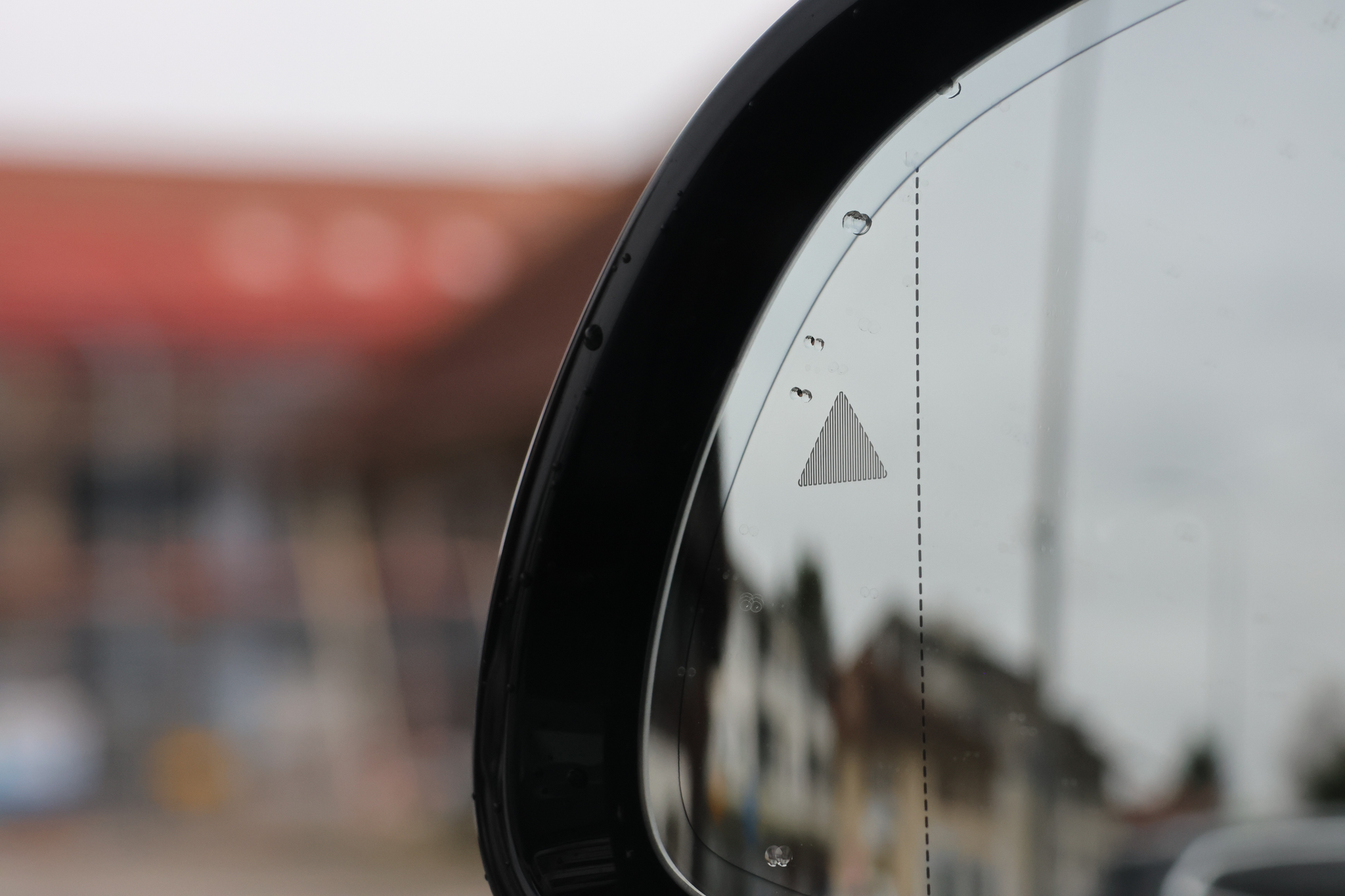 listing desktop thumbnail image 22