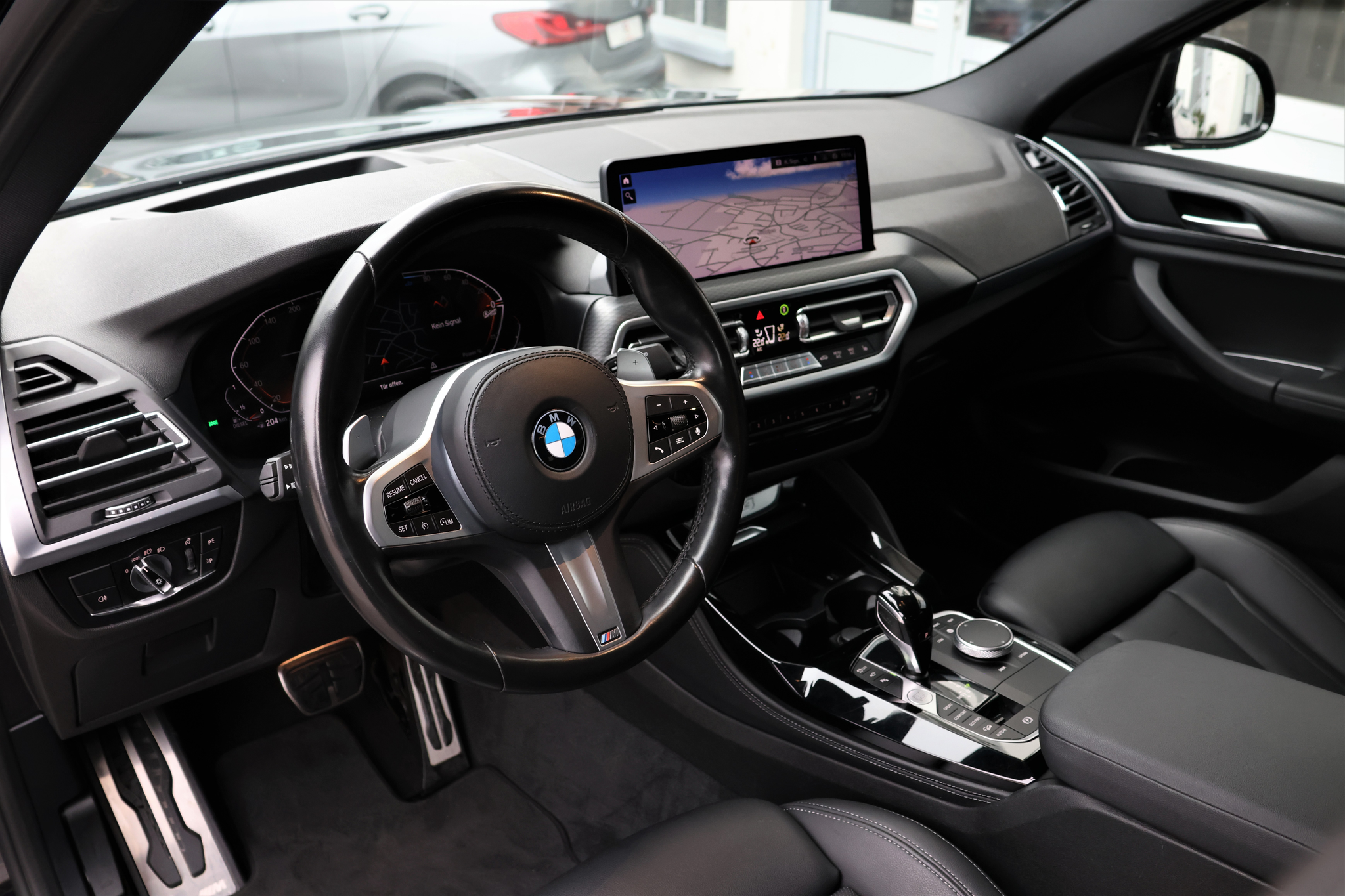 listing desktop thumbnail image 9