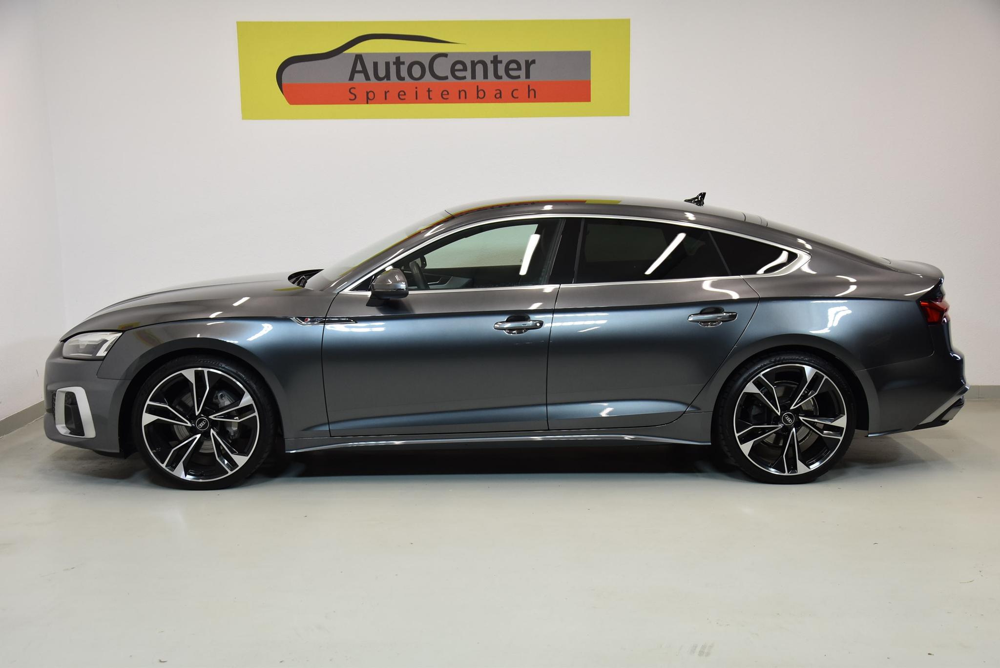 listing desktop thumbnail image 13