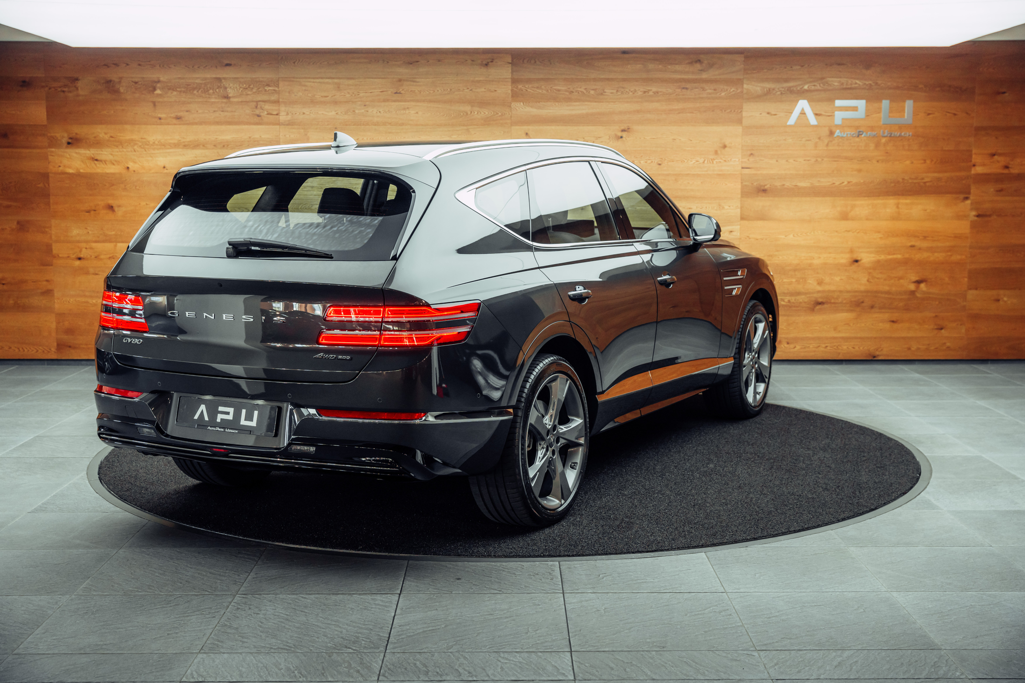 listing desktop thumbnail image 1