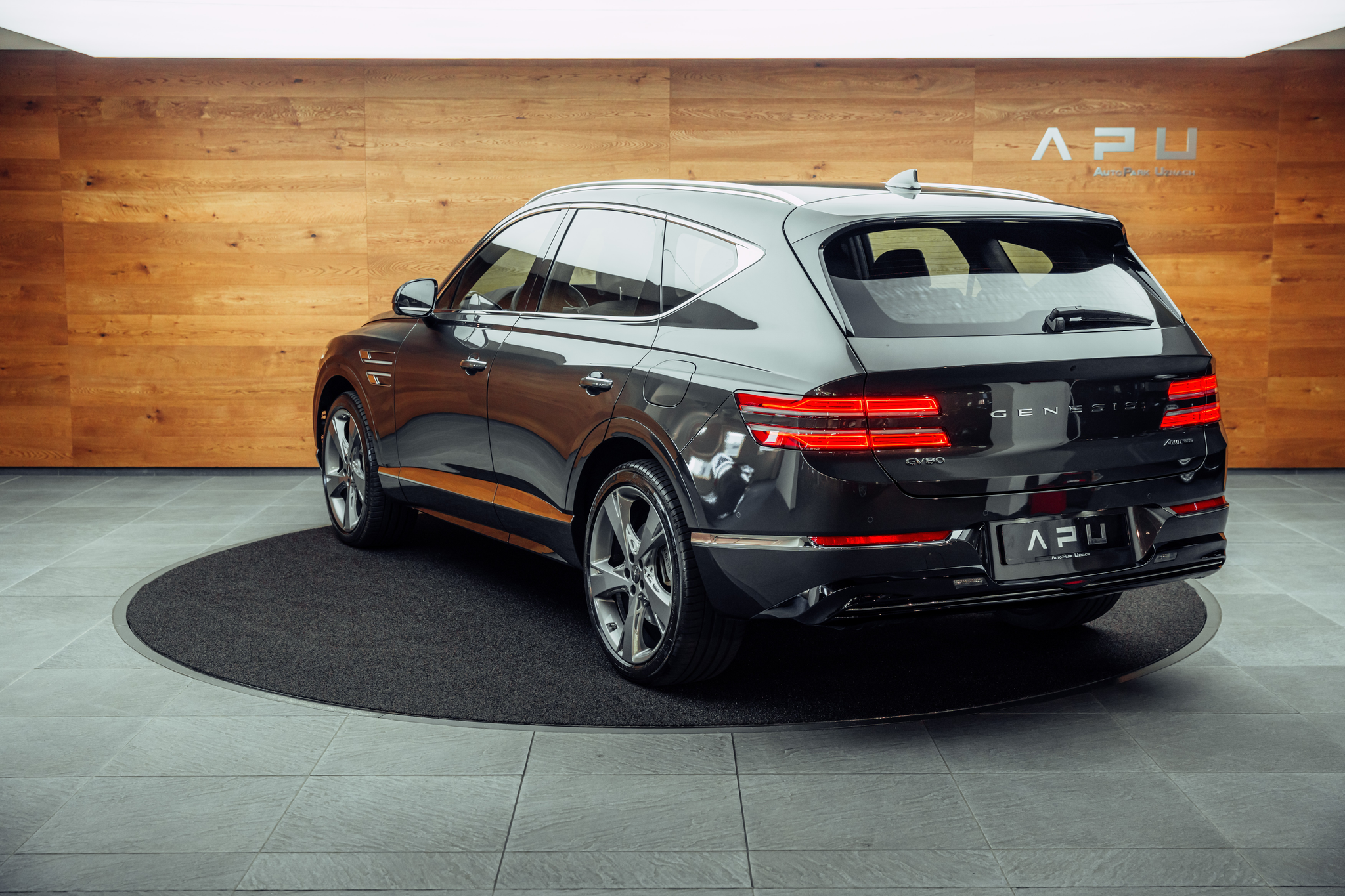 listing desktop thumbnail image 2