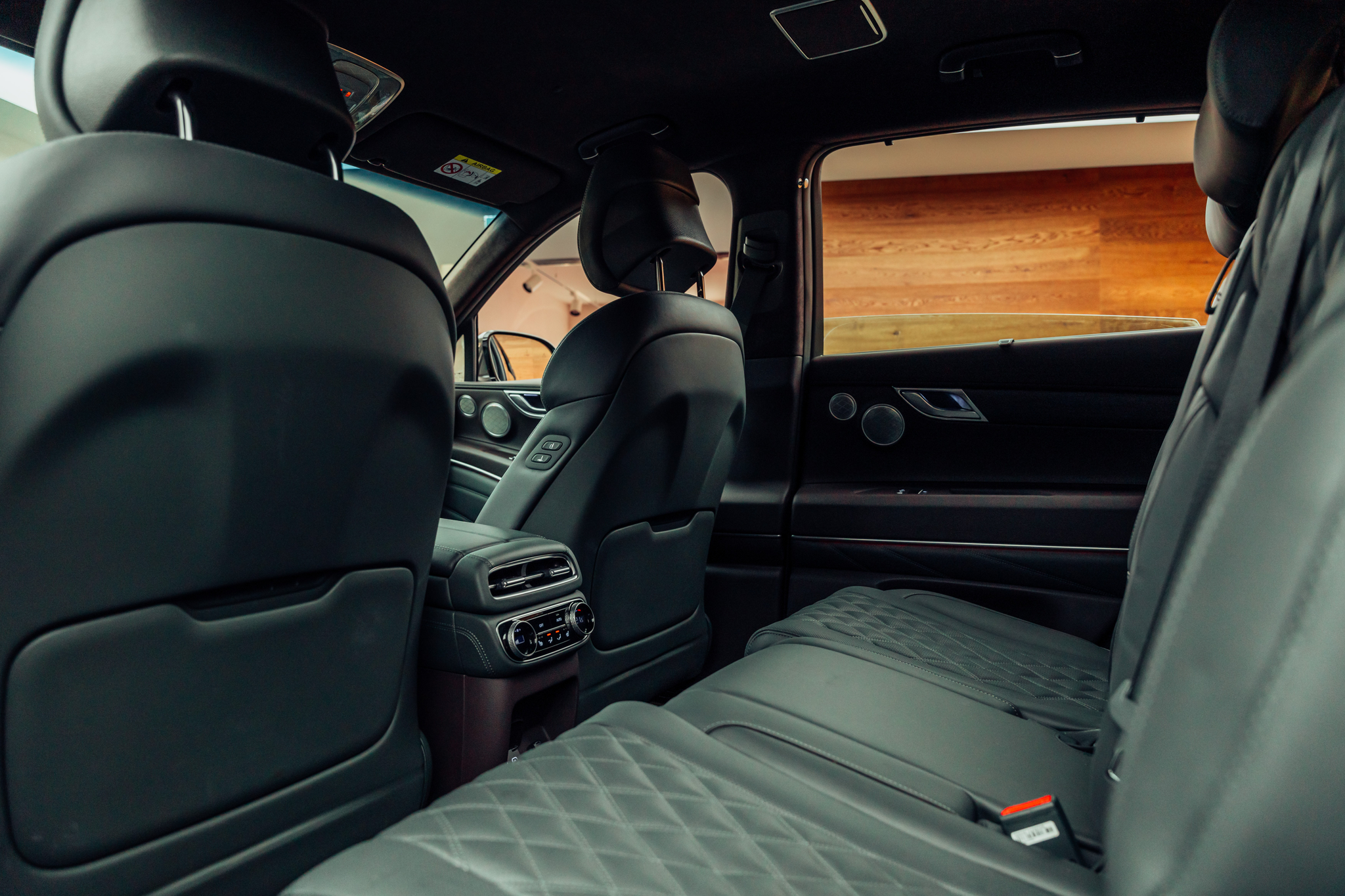 listing desktop thumbnail image 7