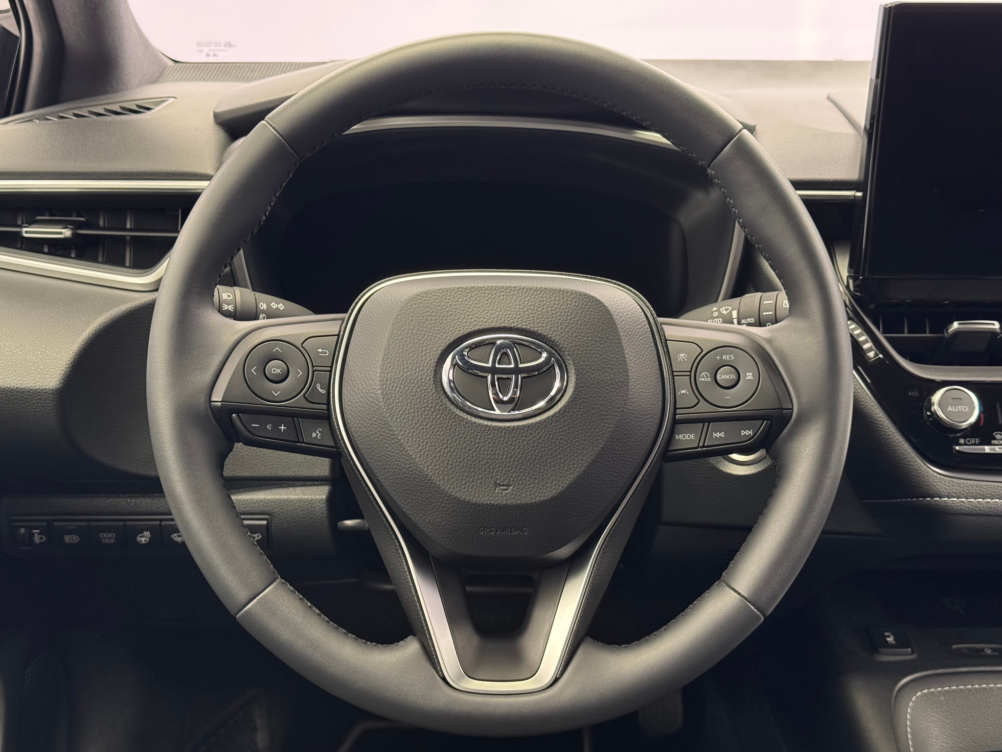 listing desktop thumbnail image 12