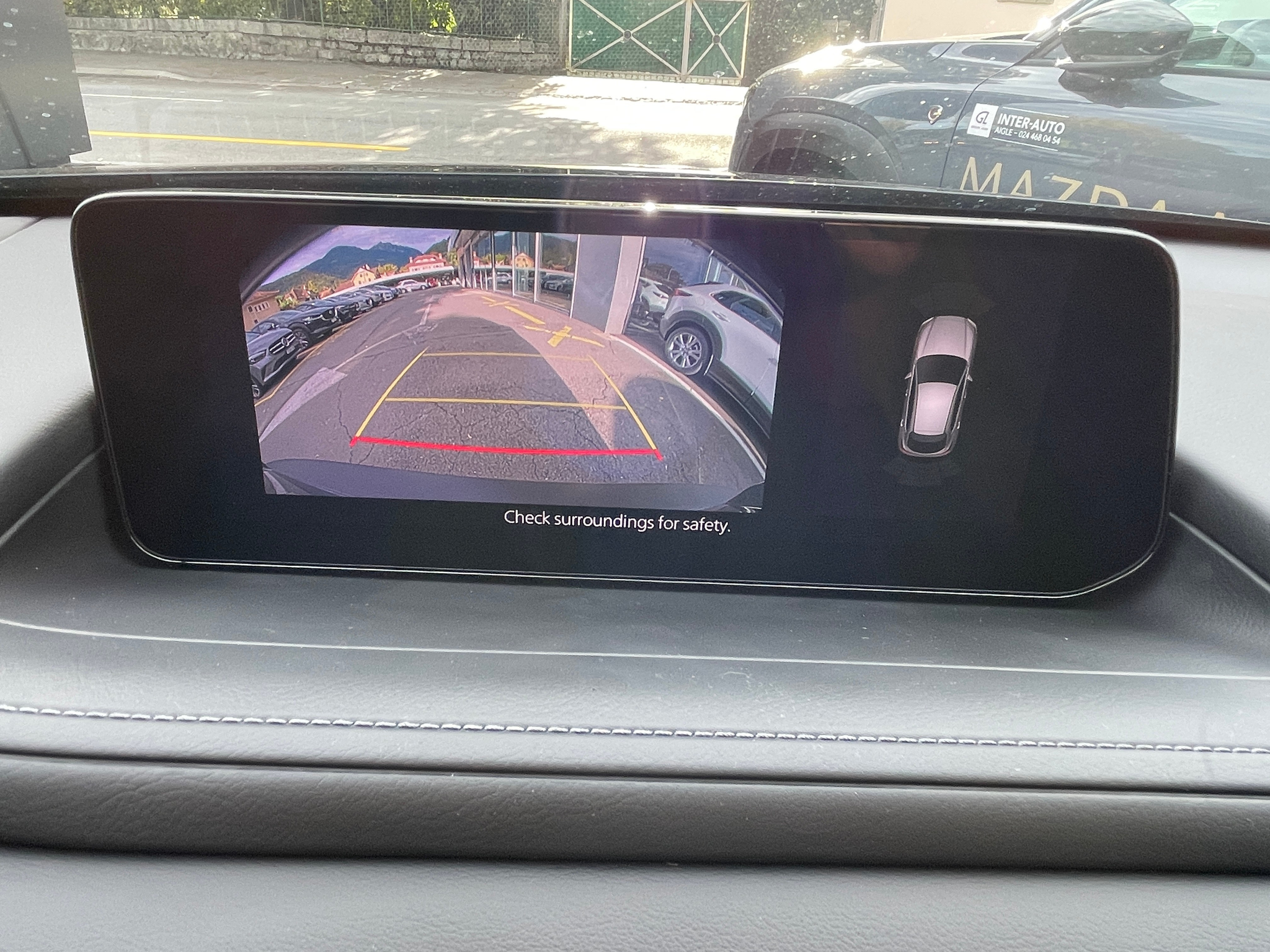 listing desktop thumbnail image 10