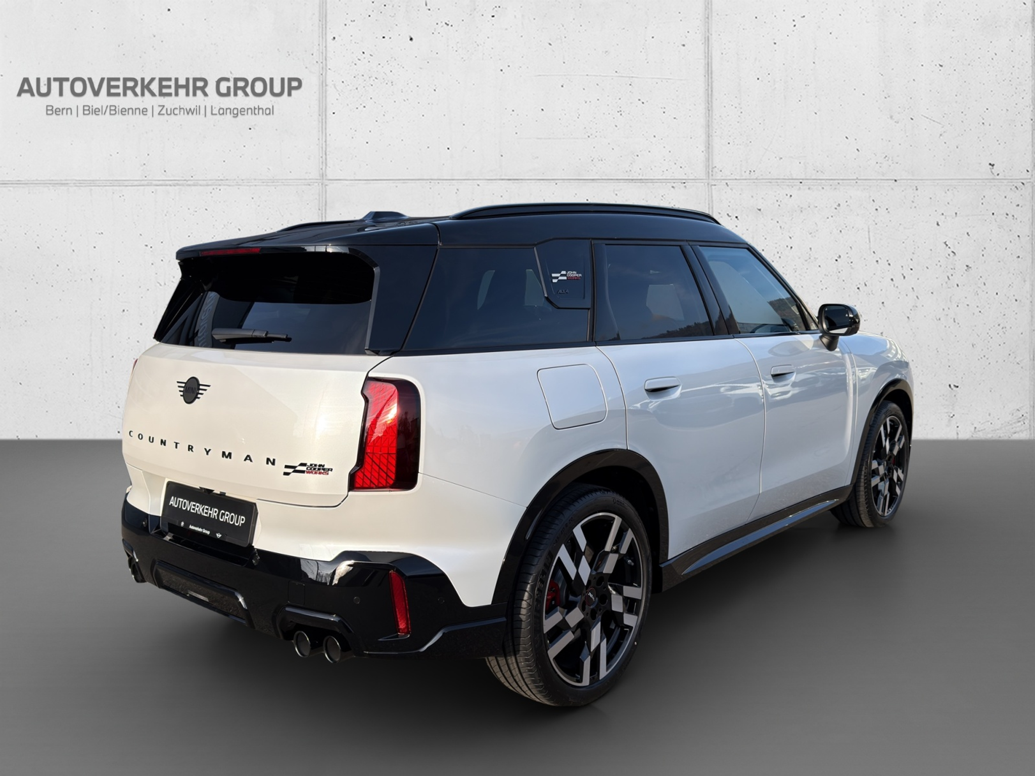 listing desktop thumbnail image 5