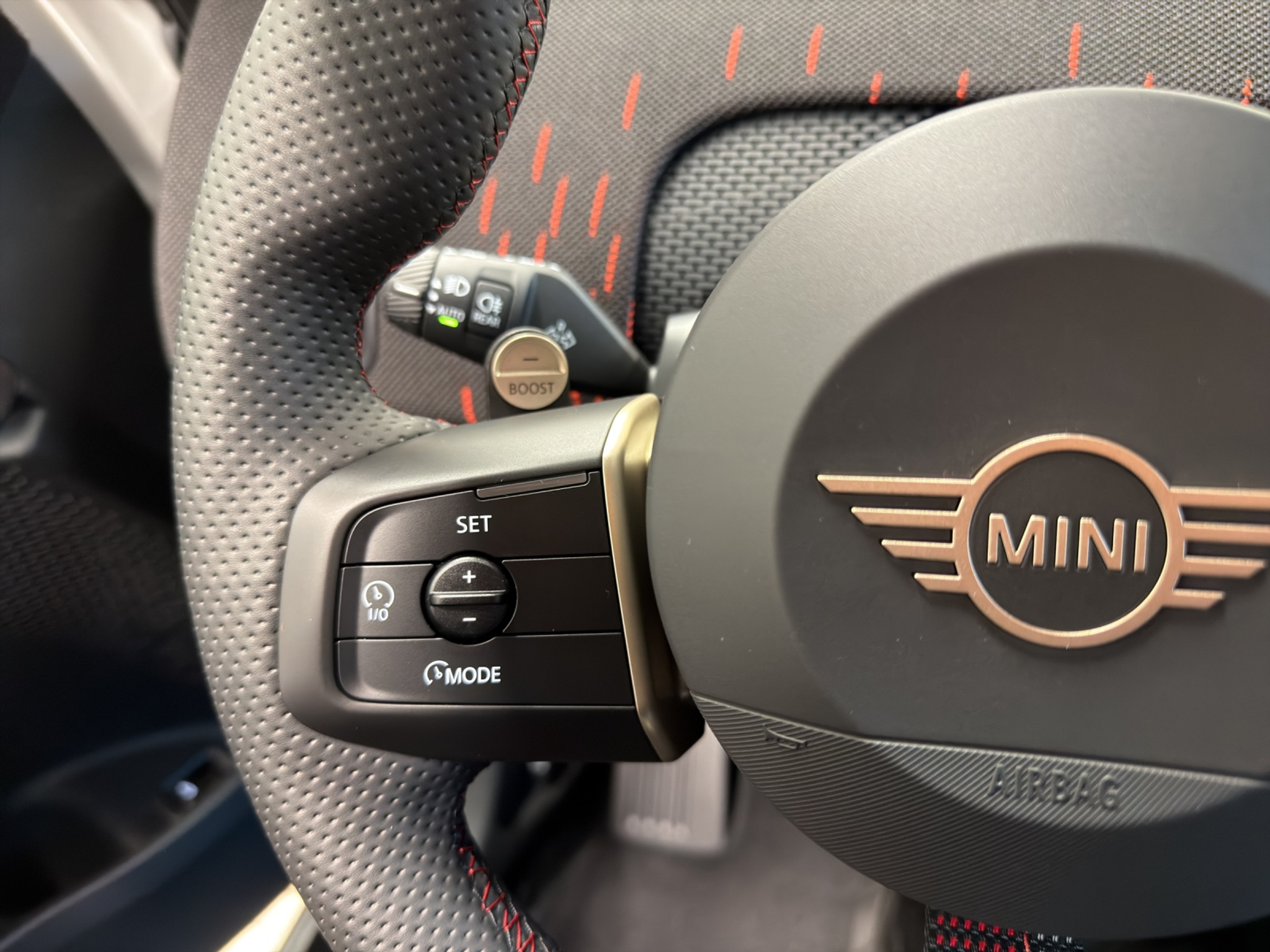 listing desktop thumbnail image 17