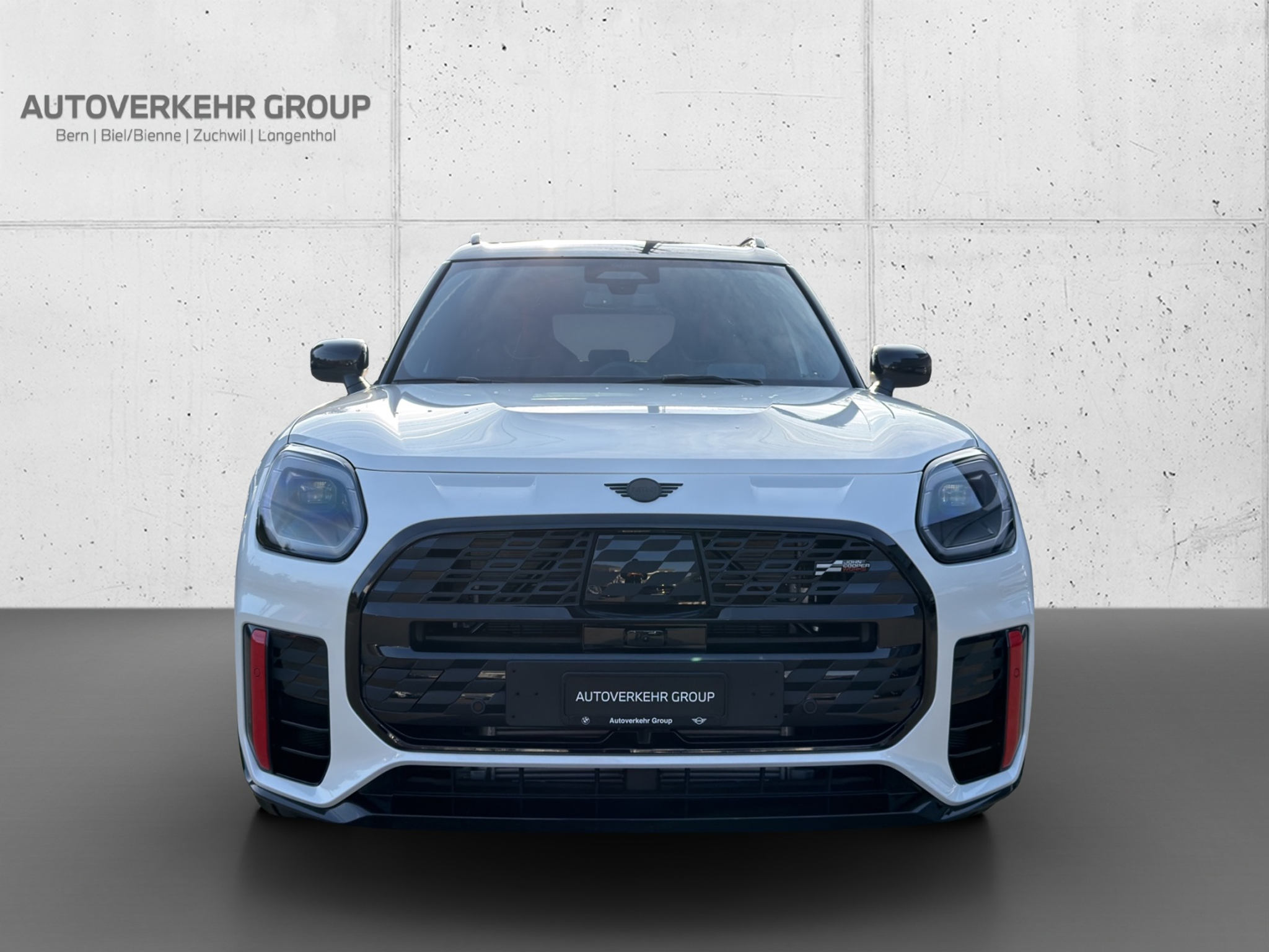 listing desktop thumbnail image 1