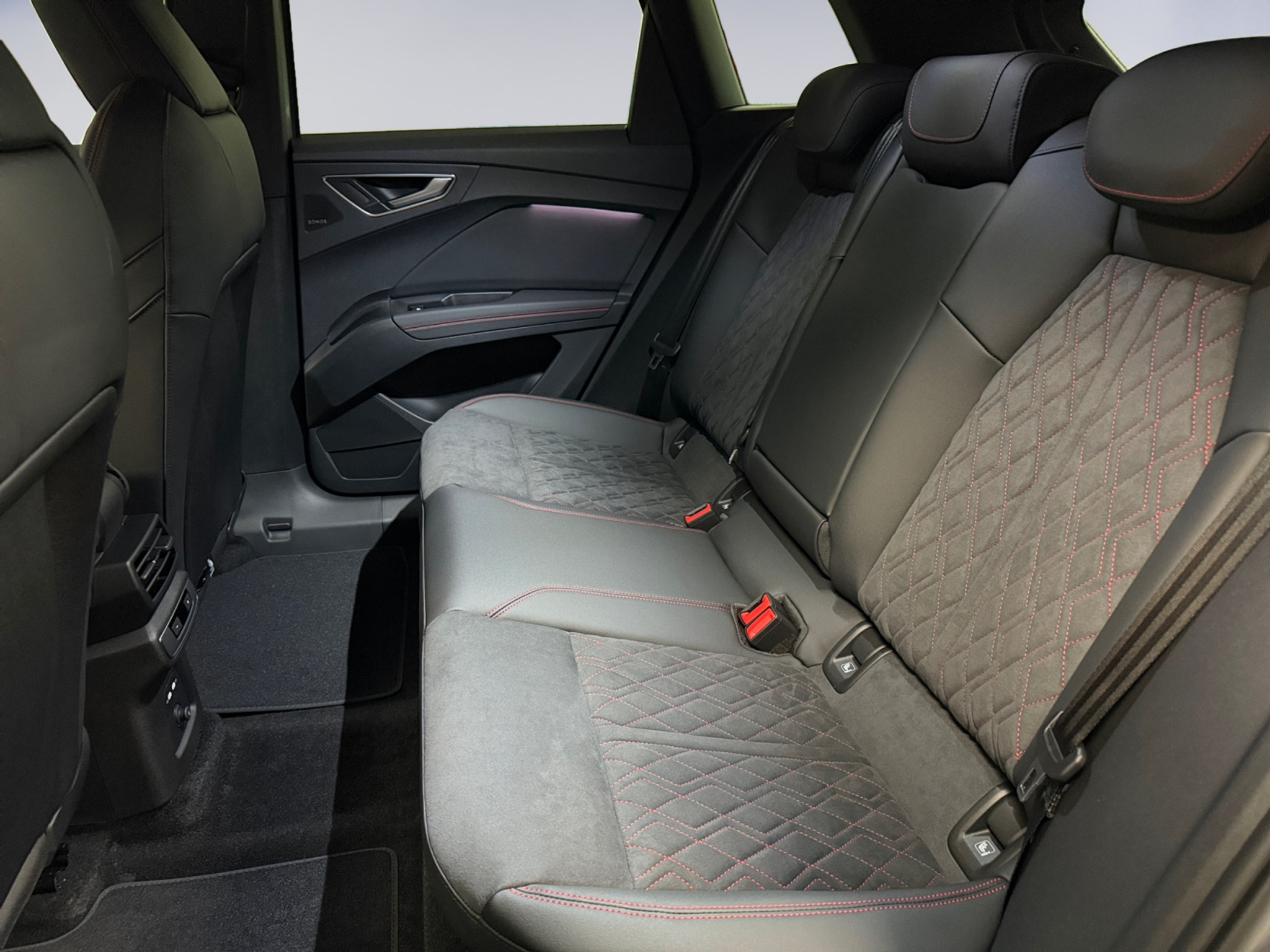 listing desktop thumbnail image 10