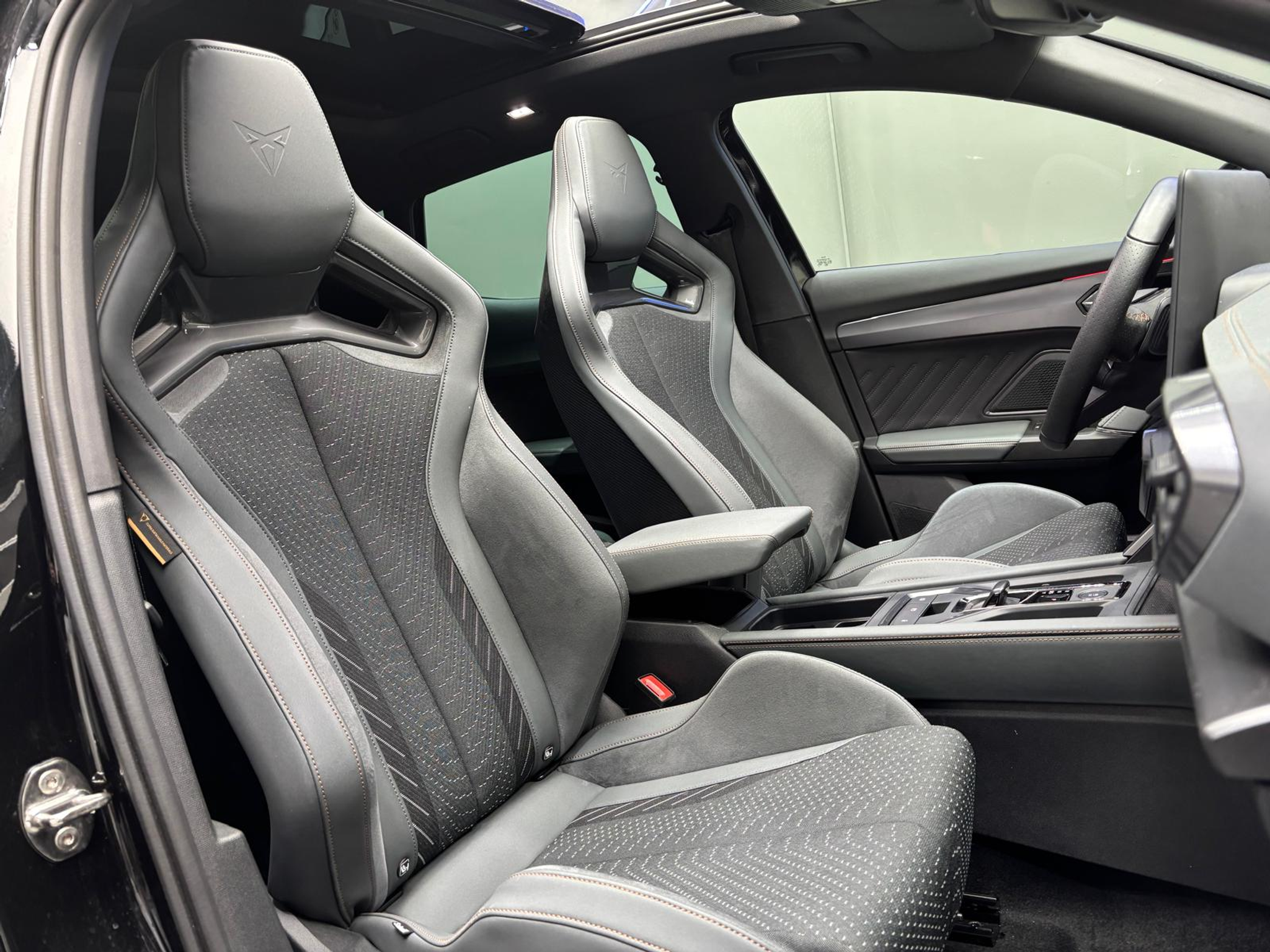 listing desktop thumbnail image 15