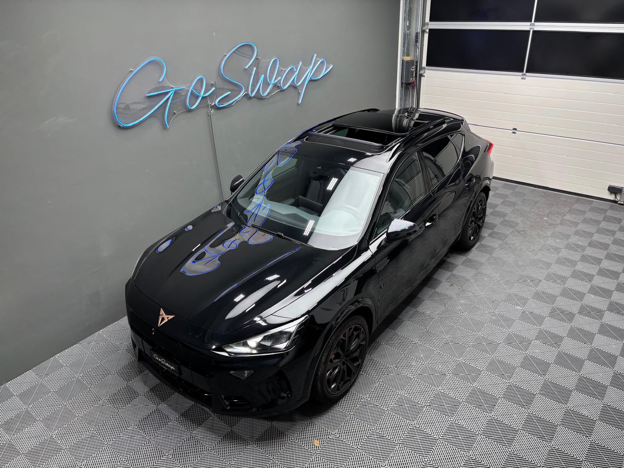 listing desktop thumbnail image 8